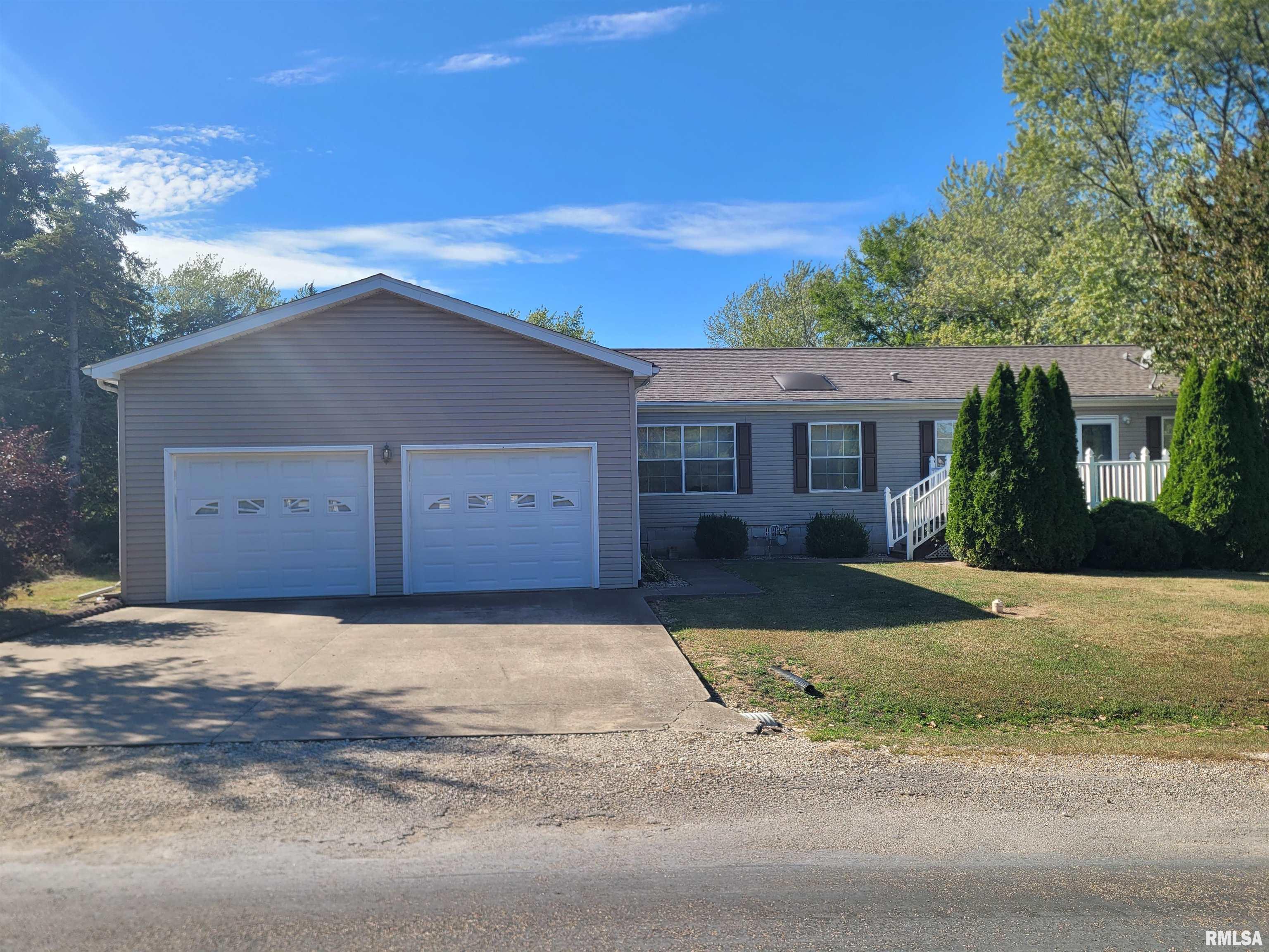 427 N Hun Street Property Photo 1