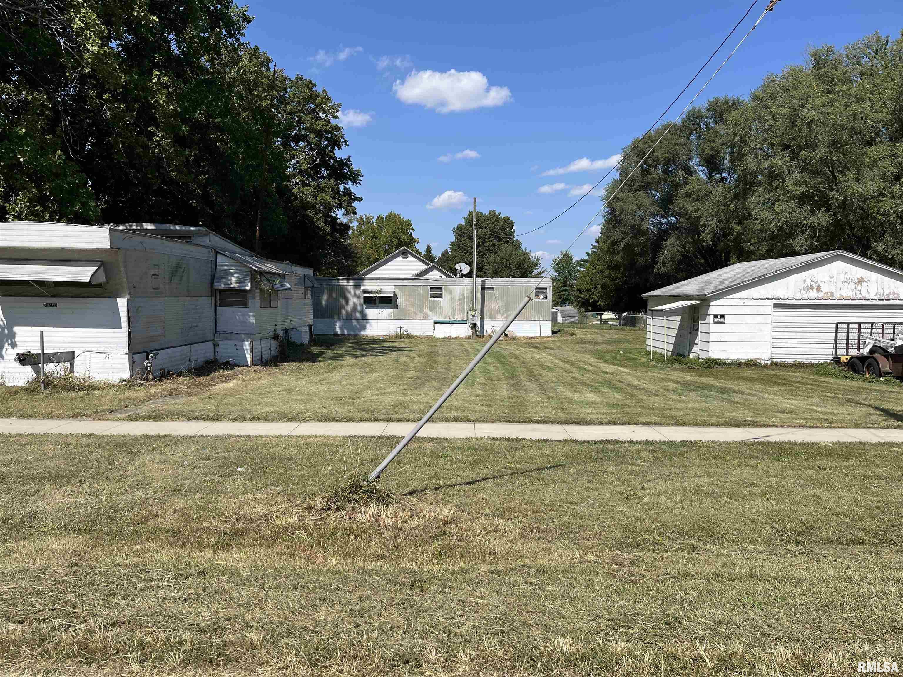 305 N Chamberlain Street Property Photo 1