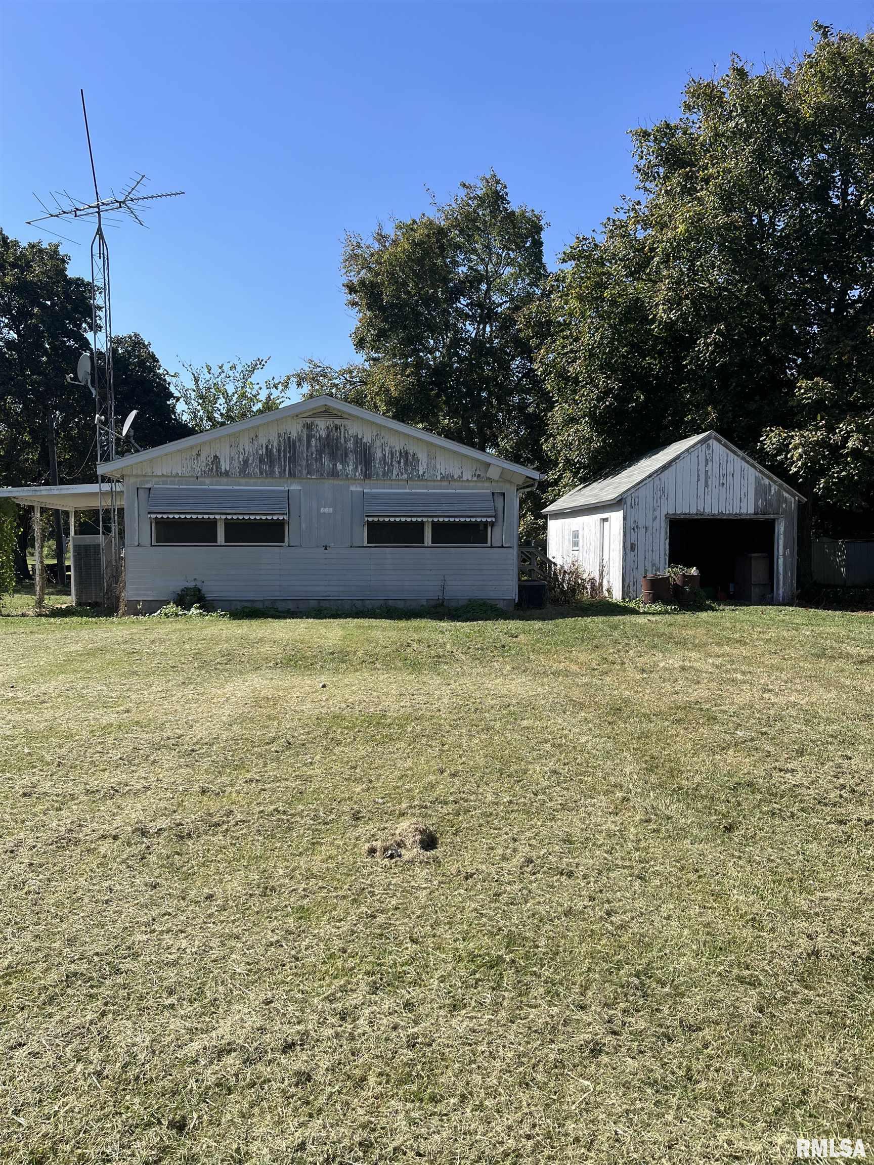 230 S Main Street Property Photo 1