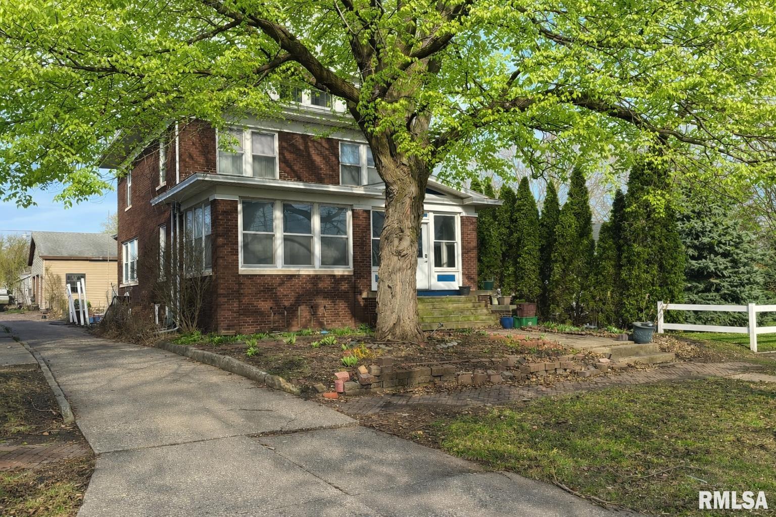 406 S A Street Property Photo 1