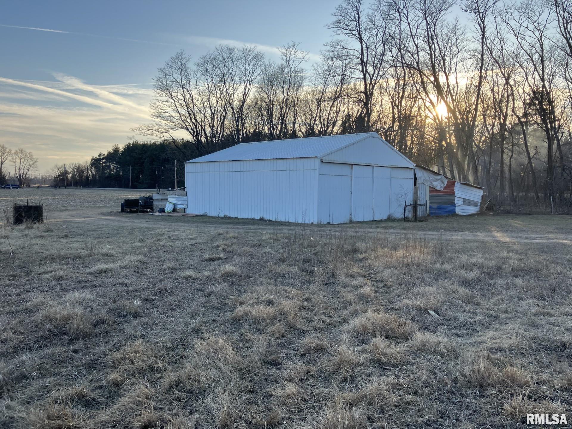 Section 35 County Road Property Photo 1