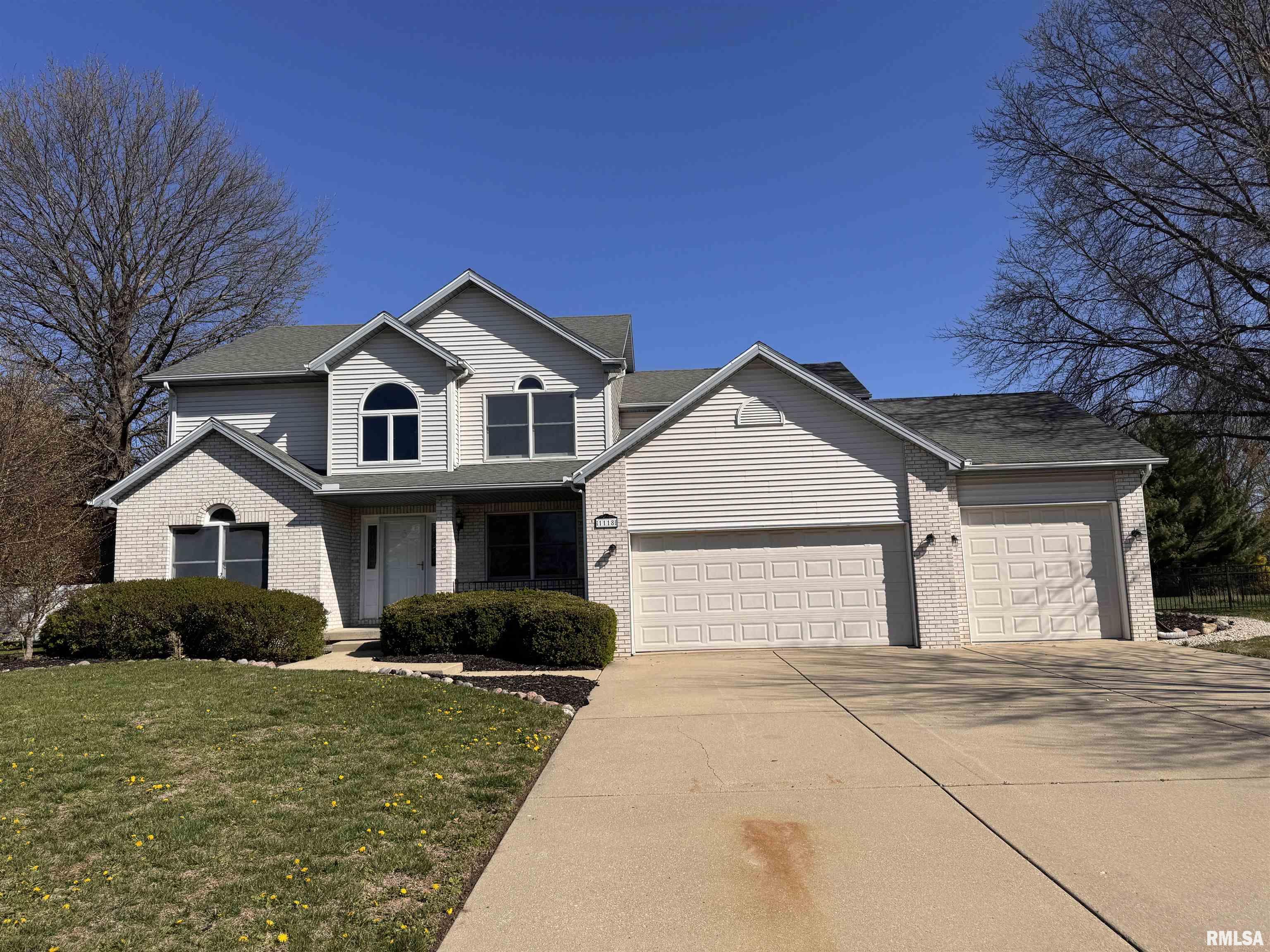 1118 Wedgewood Court Property Photo 1