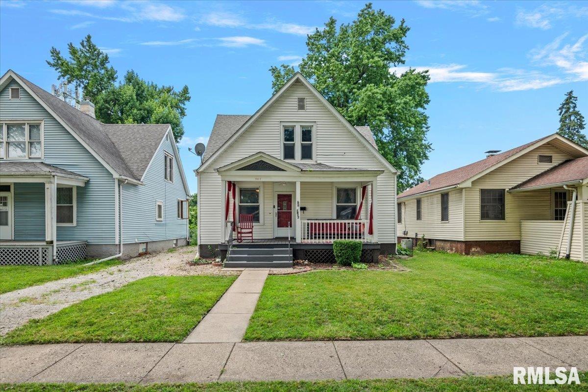 1517 State Street Property Photo 1