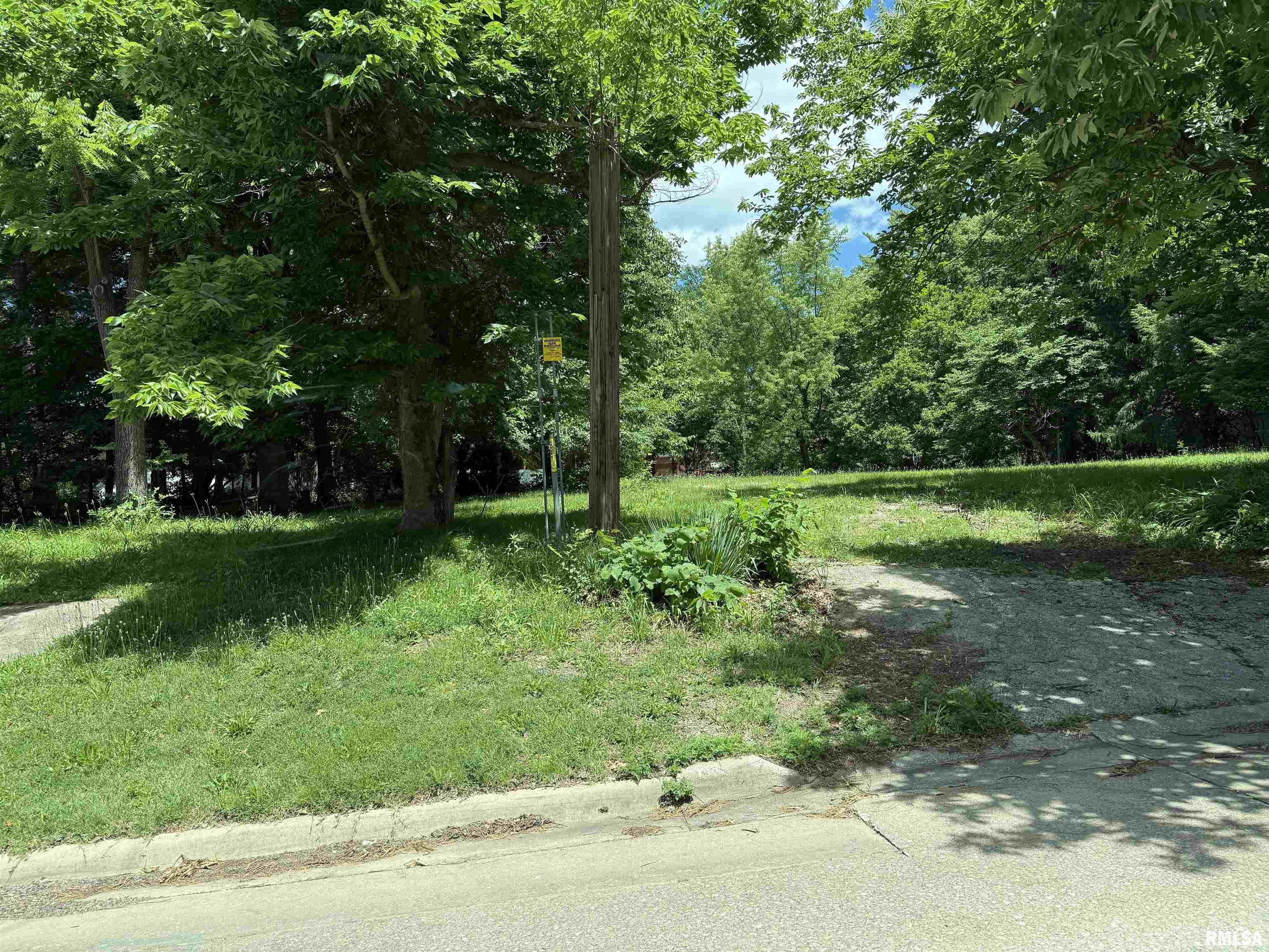 1829 W Cherry Road Property Photo 1