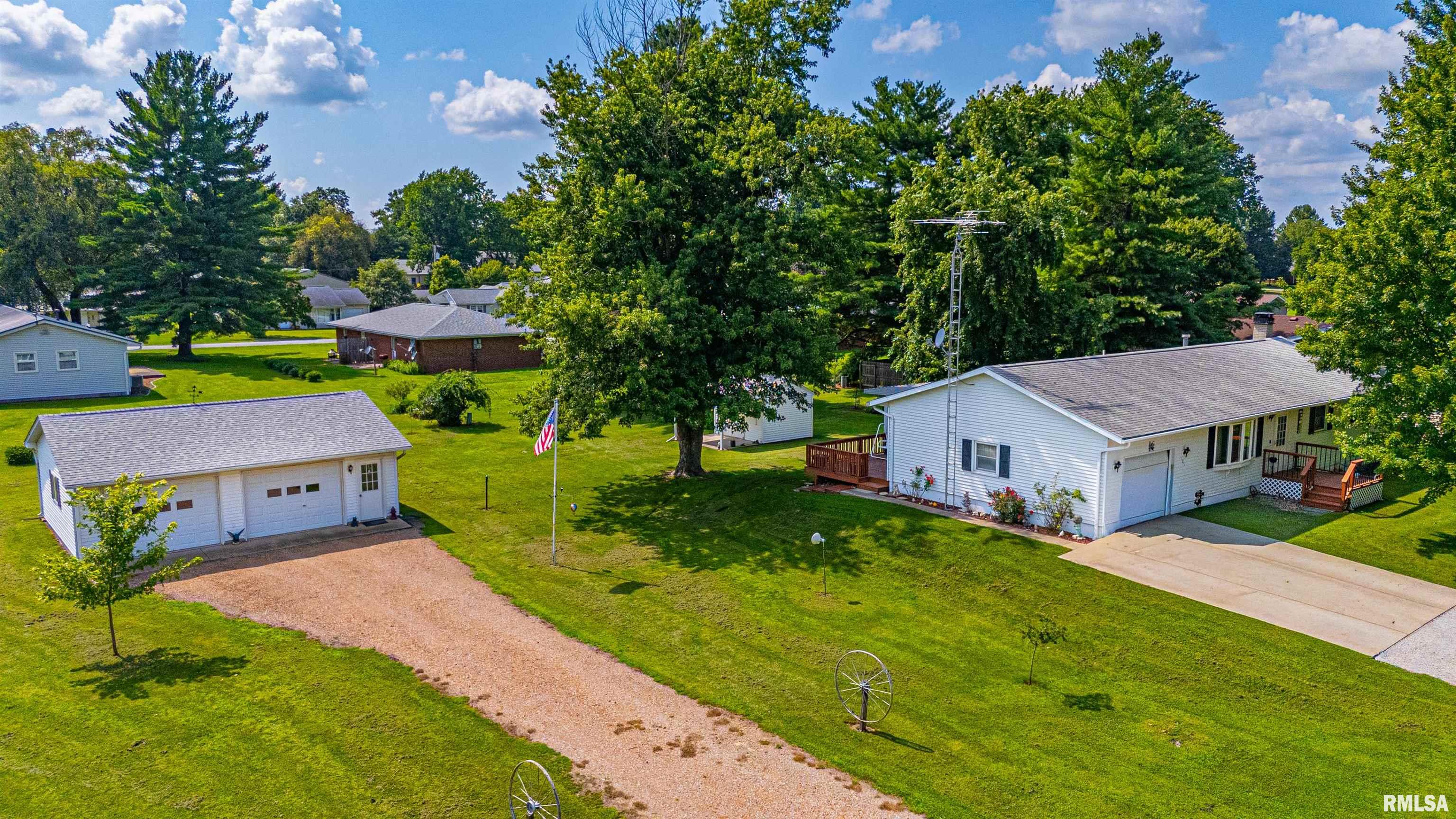 121 Elm Street Property Photo 1