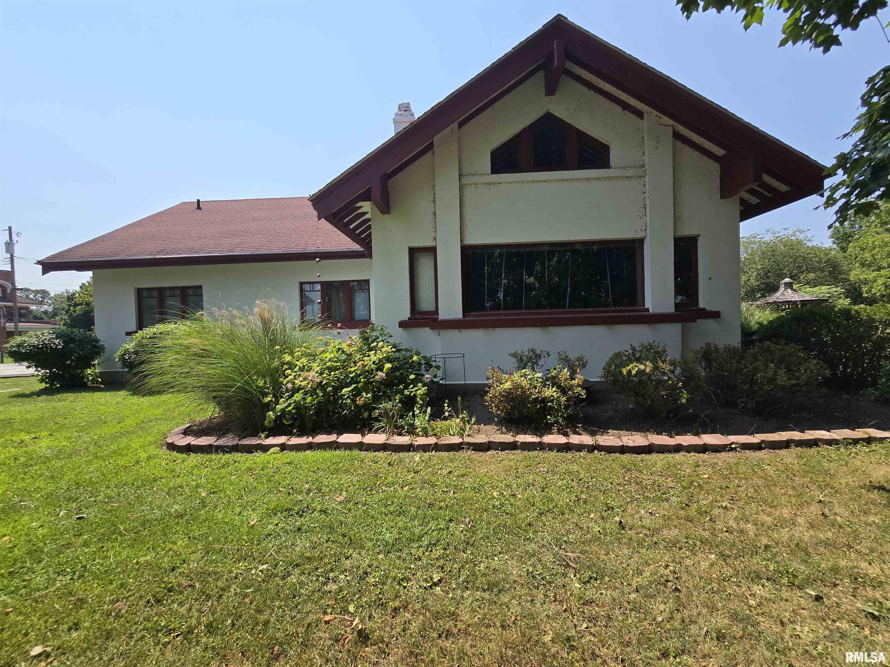 210 Fort Edwards Drive Property Photo 1