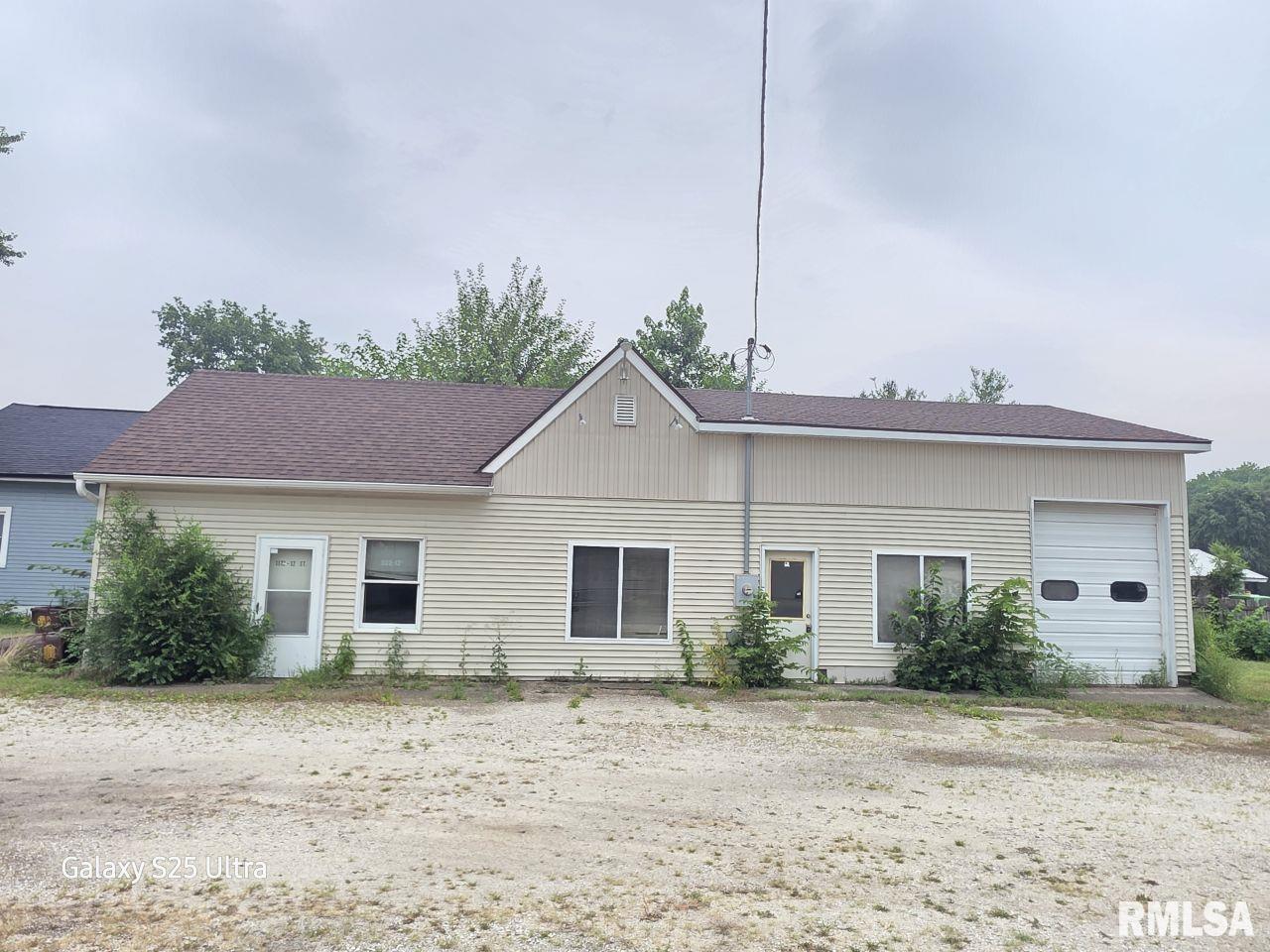 1122 12th Street Property Photo 1