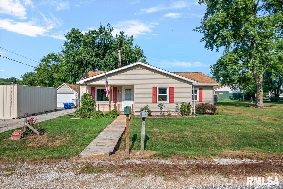 452 Elder Avenue Property Photo 1