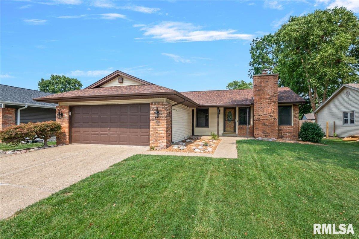 10 HOLLYBROOK Drive