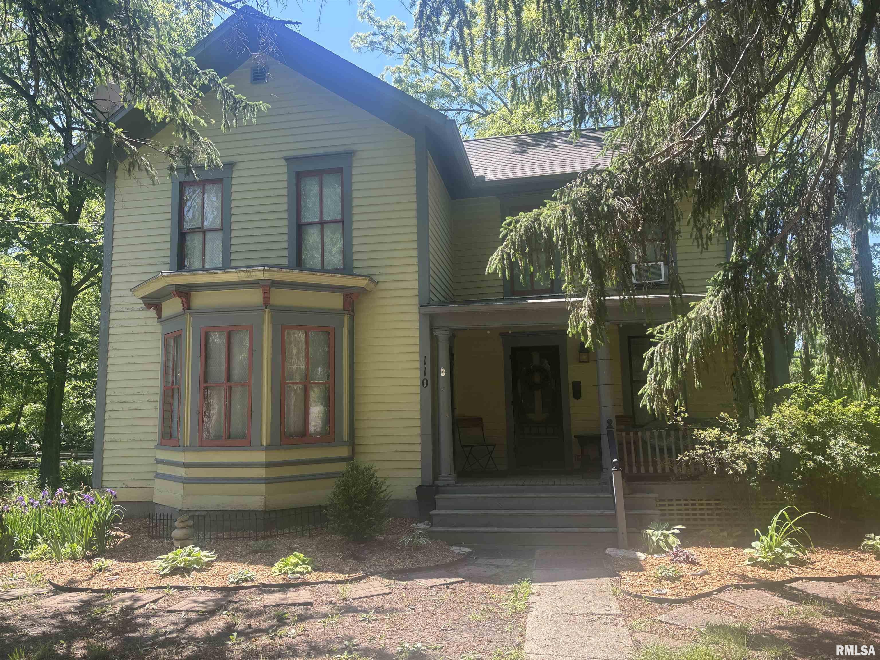 110 S BISHOP HILL Street