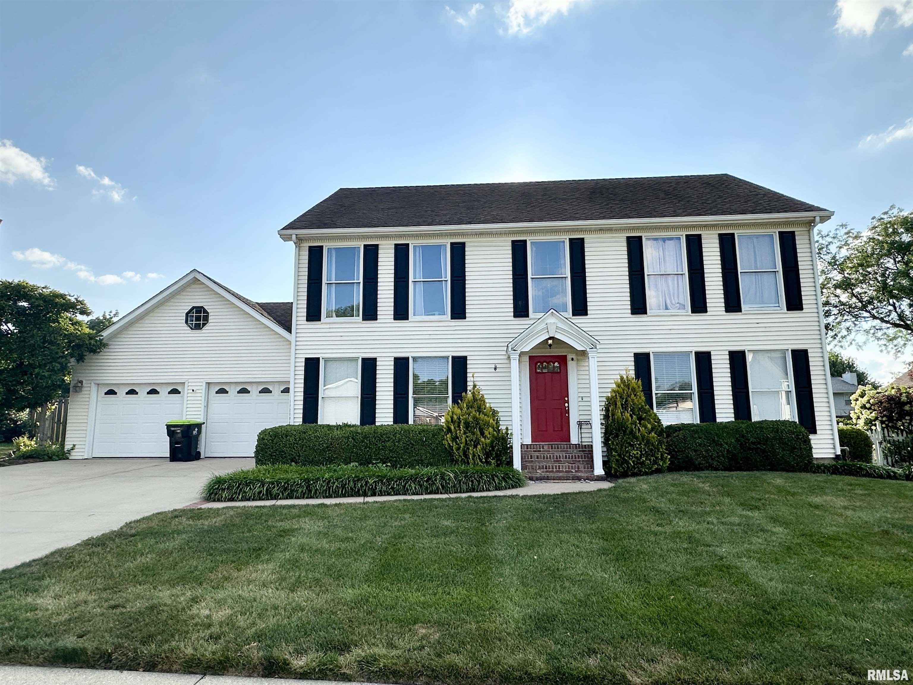 5 N Grand Avenue Property Photo 1