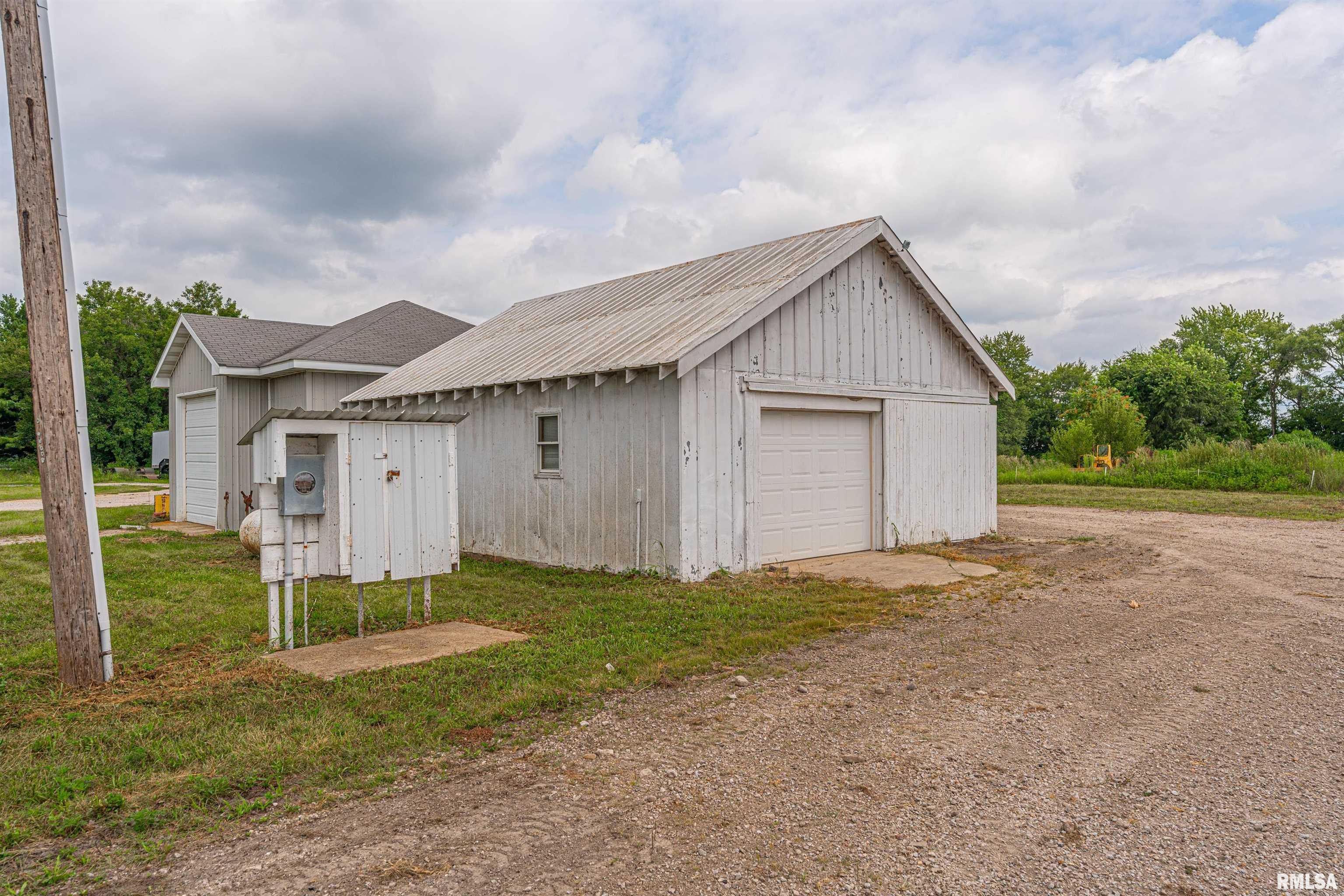 415 S Garden Street Property Photo 1