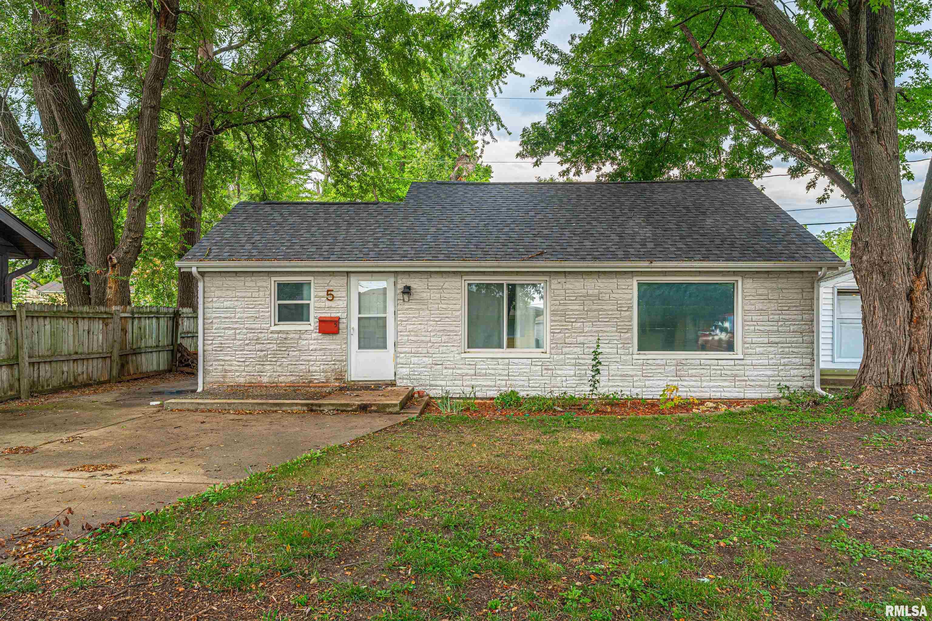 5 Melody Lane Property Photo 1