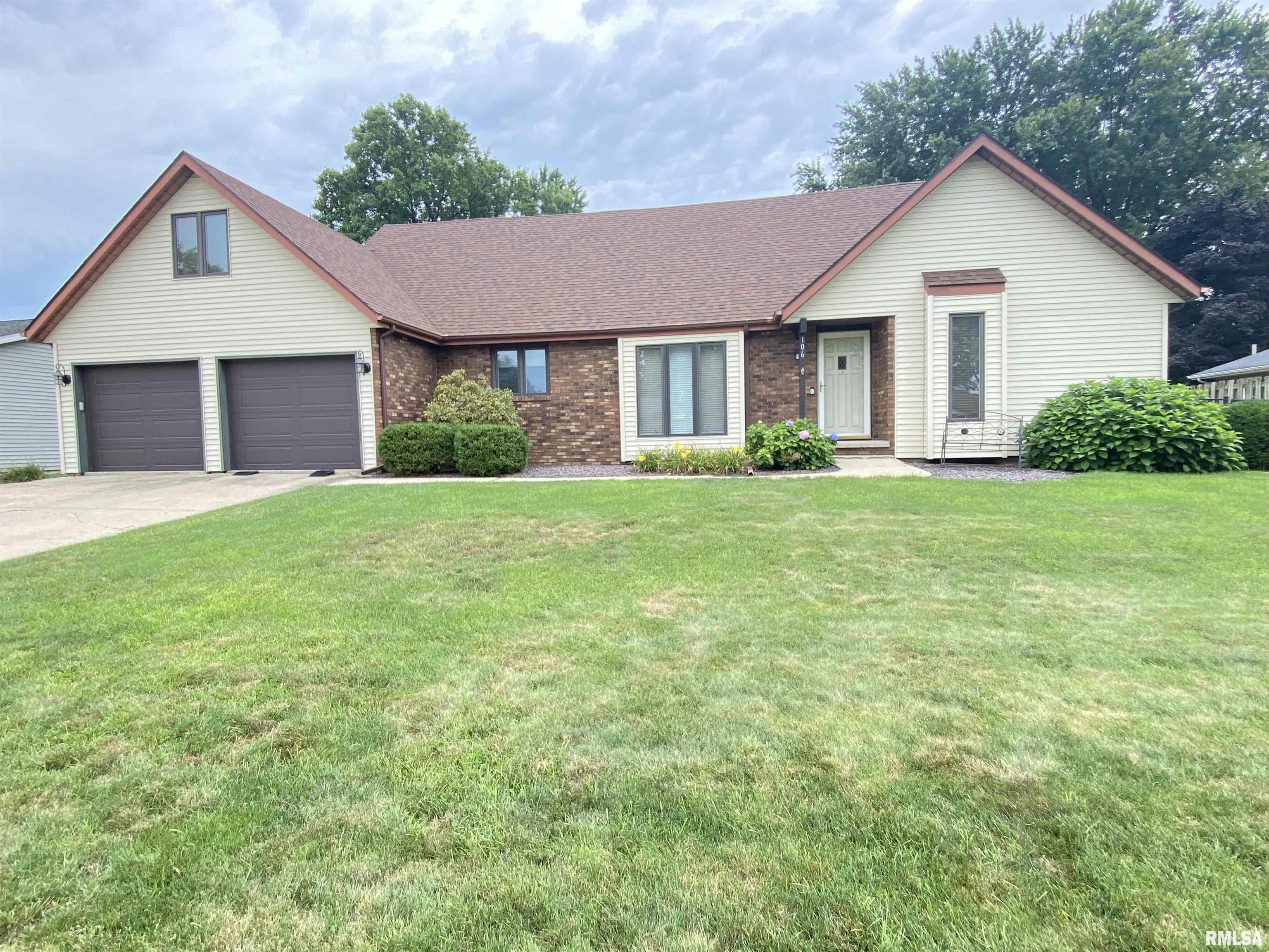 106 White Pine Drive Property Photo 1