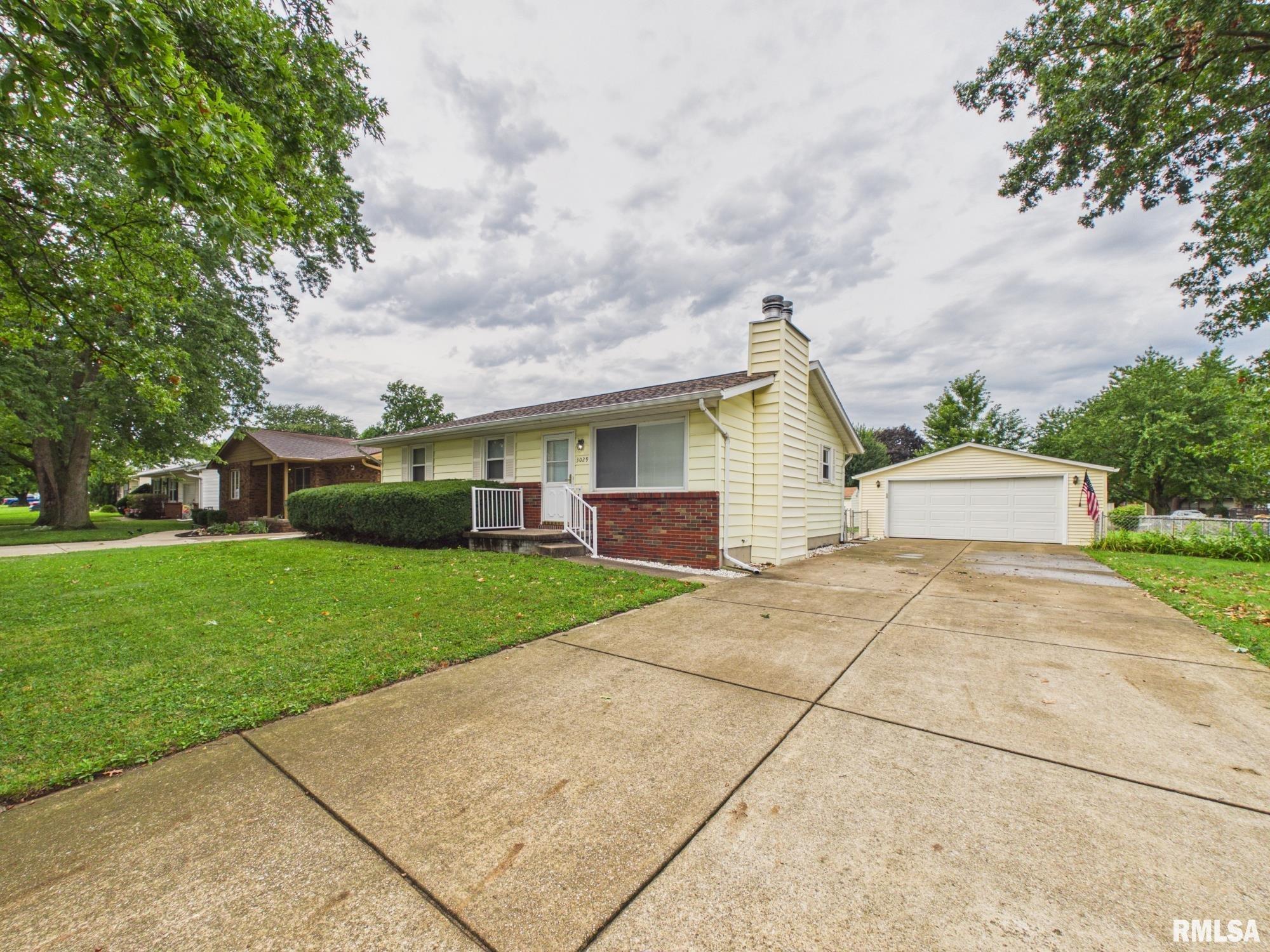 3029 Selkirk Road Property Photo 1
