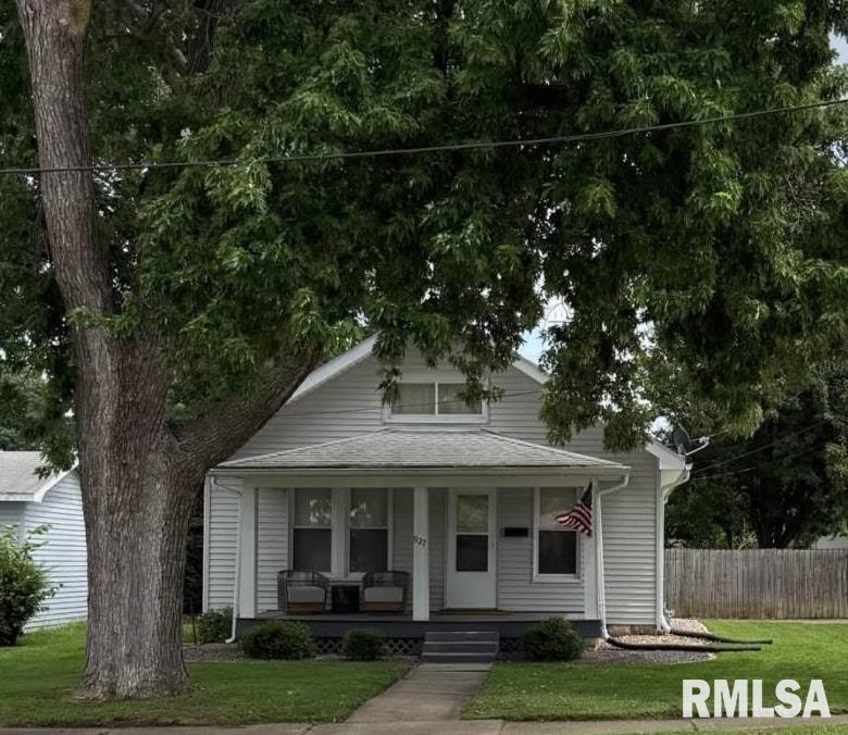 927 S 22nd Street Property Photo 1
