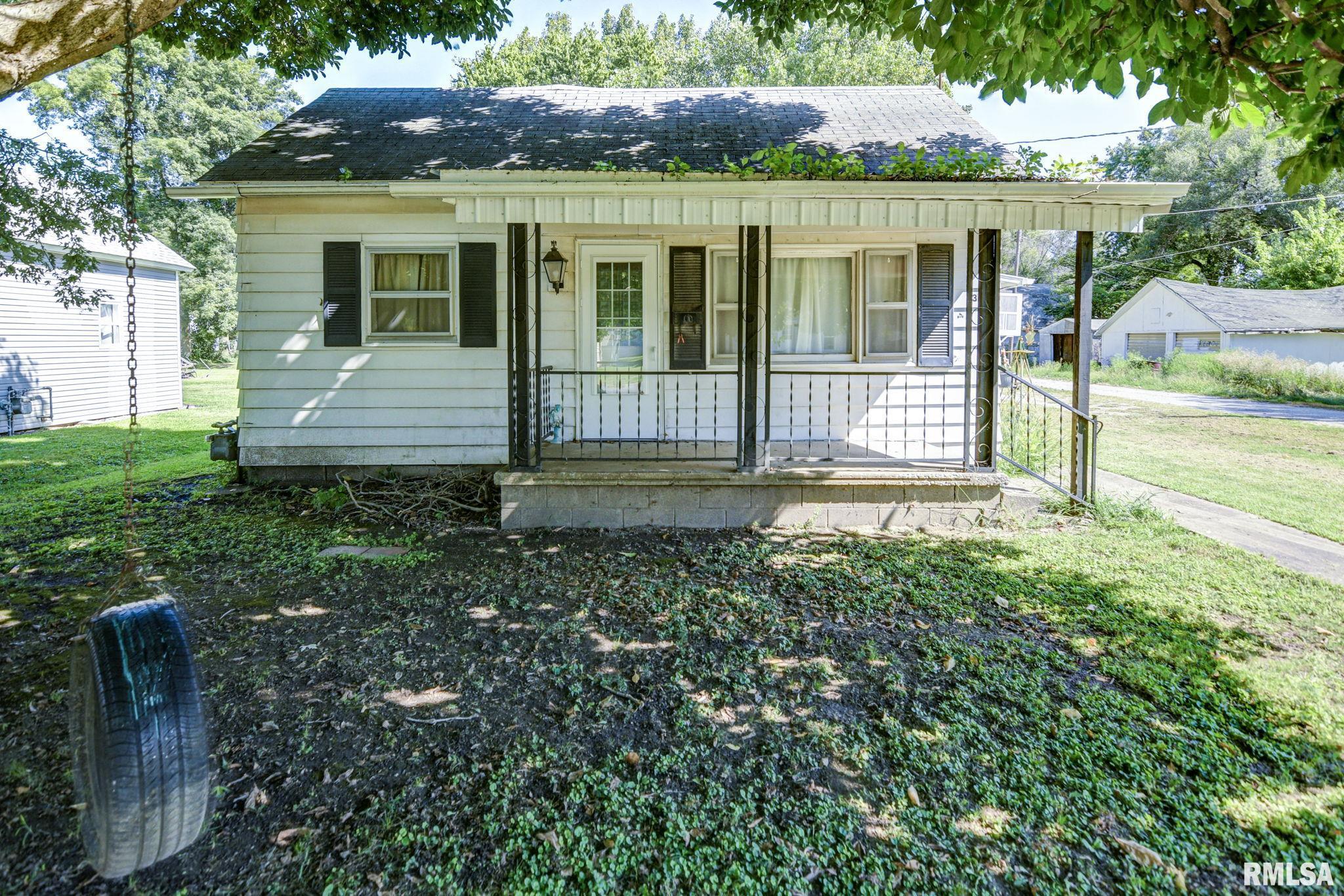 306 W 5th Street Property Photo 1