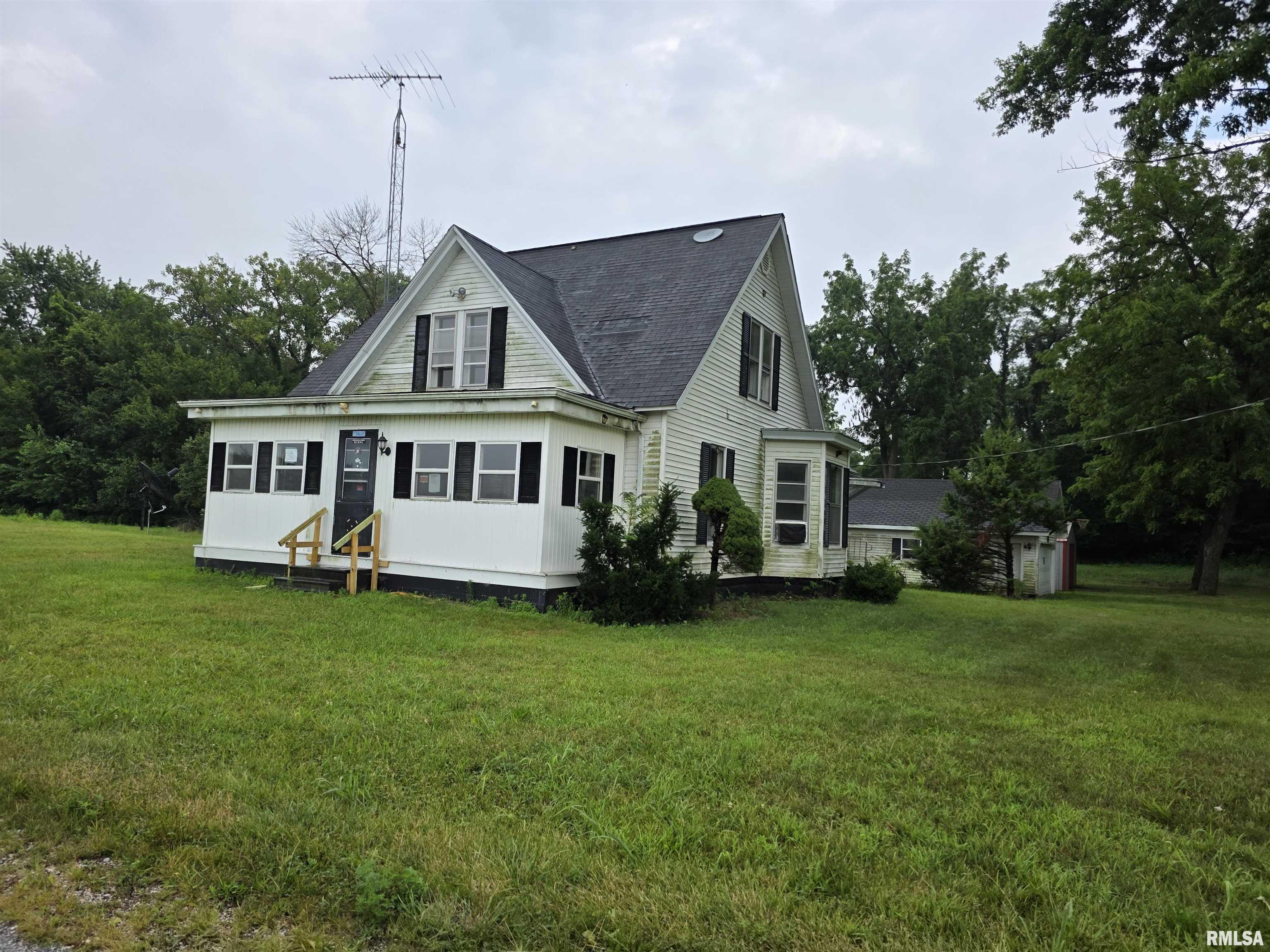 13110 6 Mile Road Property Photo 1