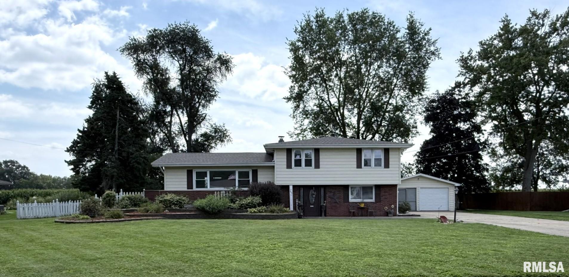 374 Kenwick Drive Property Photo 1