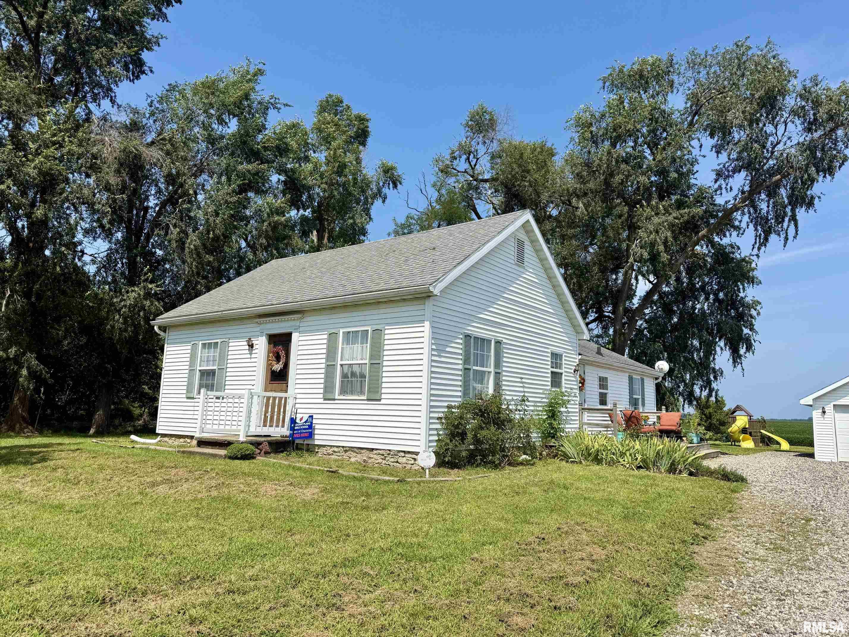 13936 Sangamon County Line Road Property Photo 1