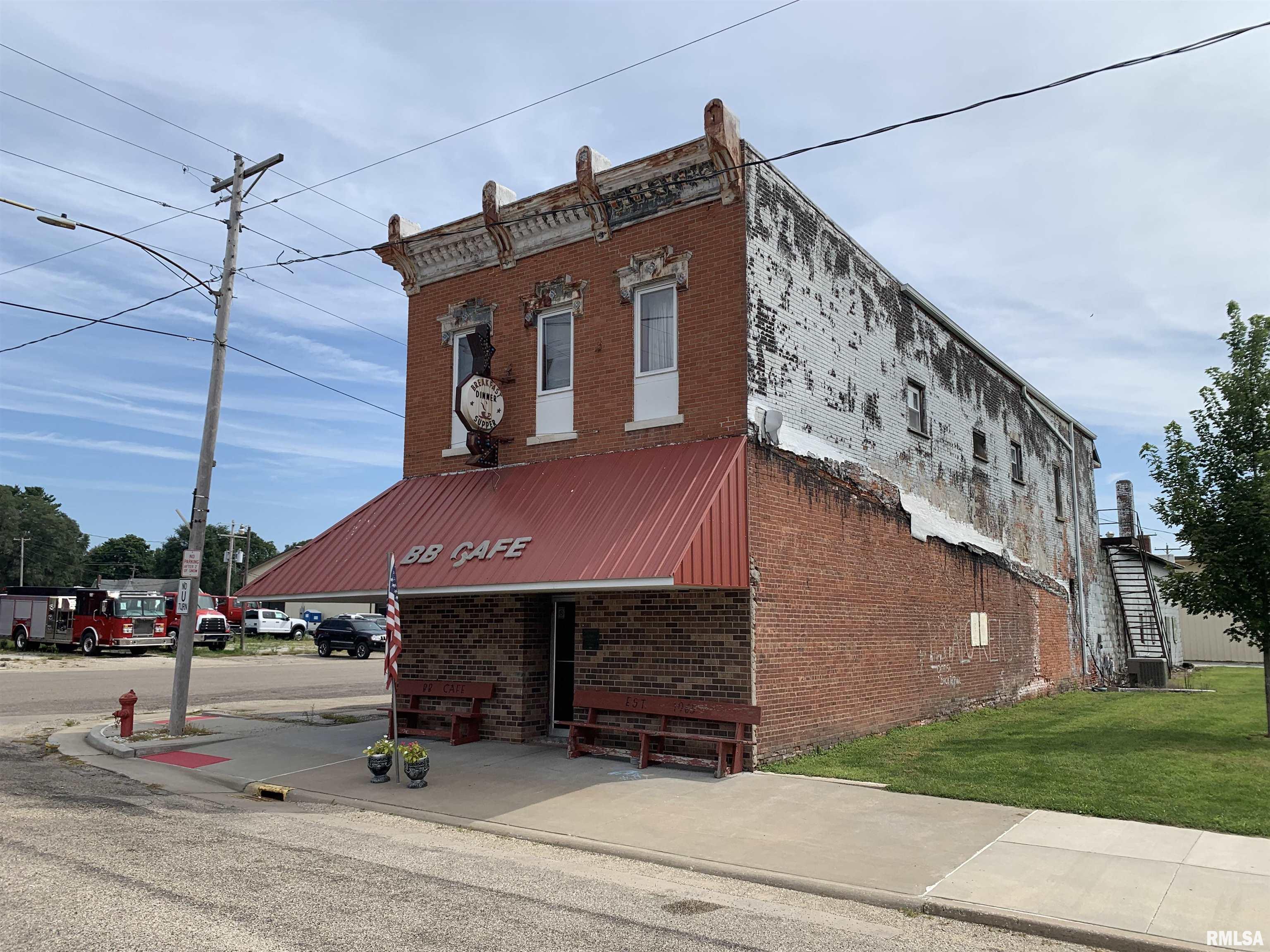 100 S Main Street Property Photo 1