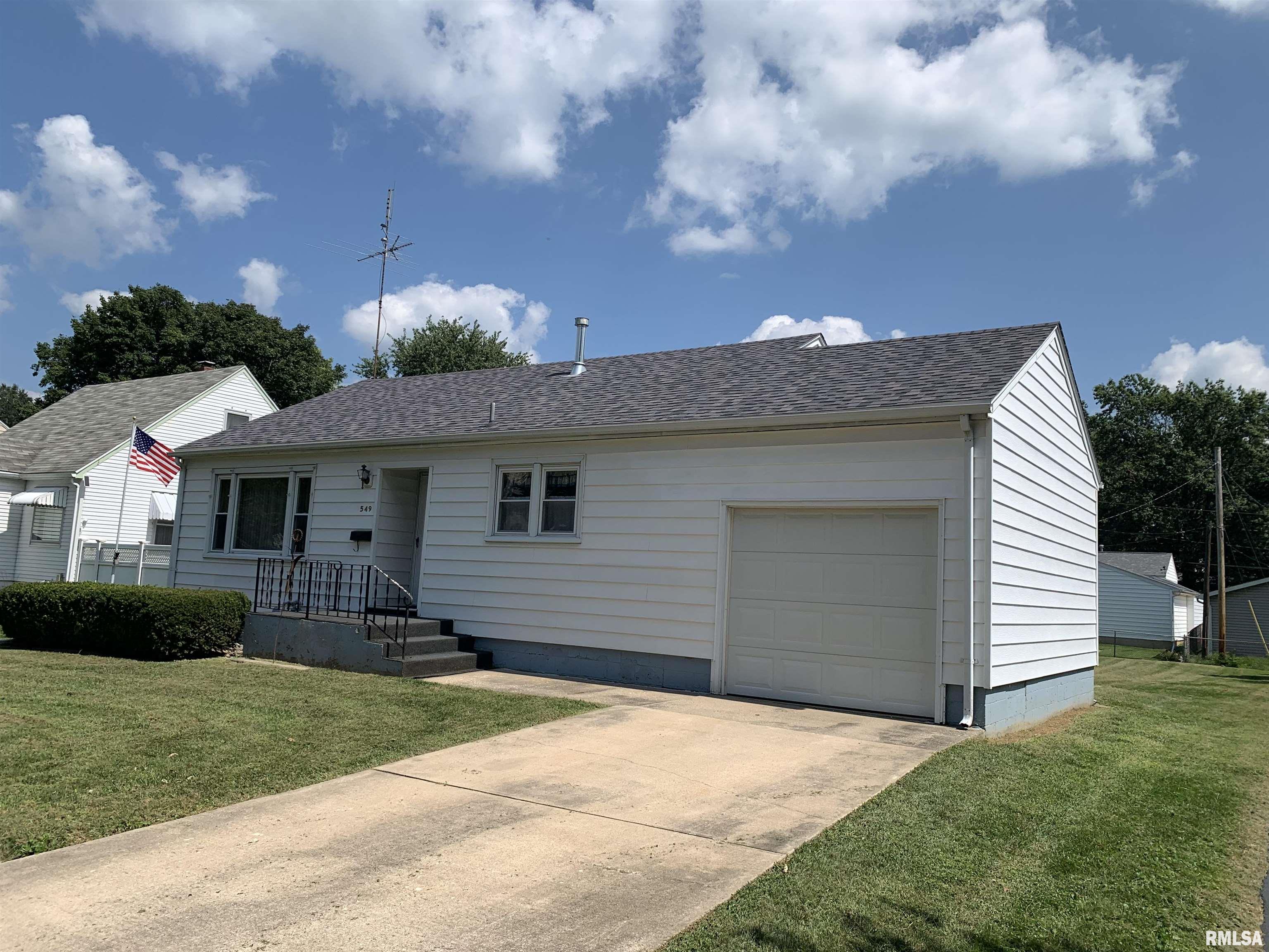 549 Arnold Street Property Photo 1