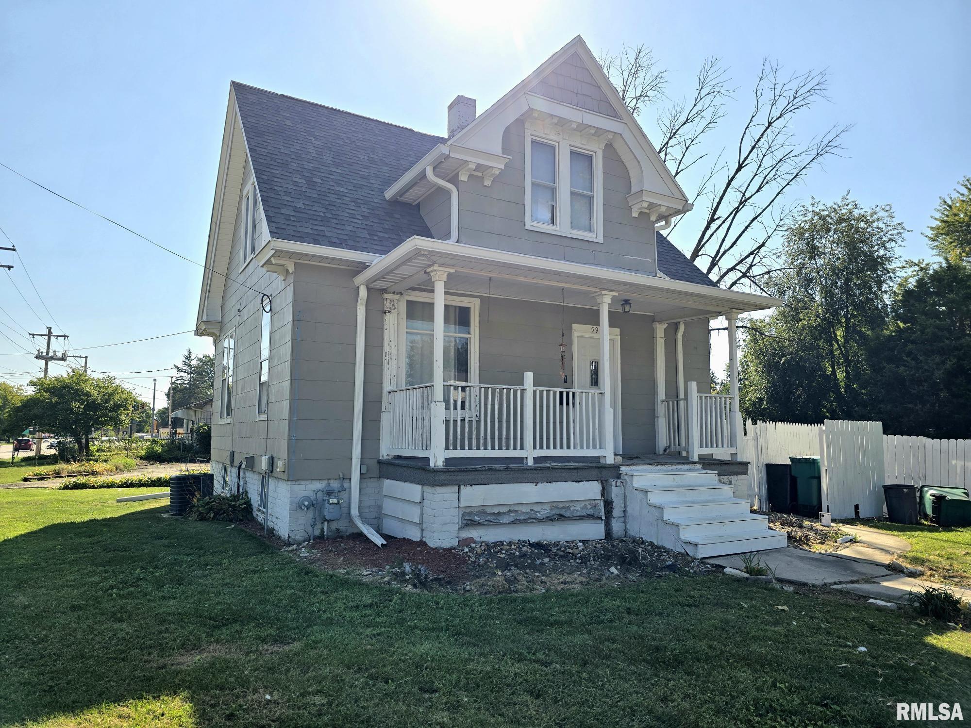 597 Olive Street Property Photo 1