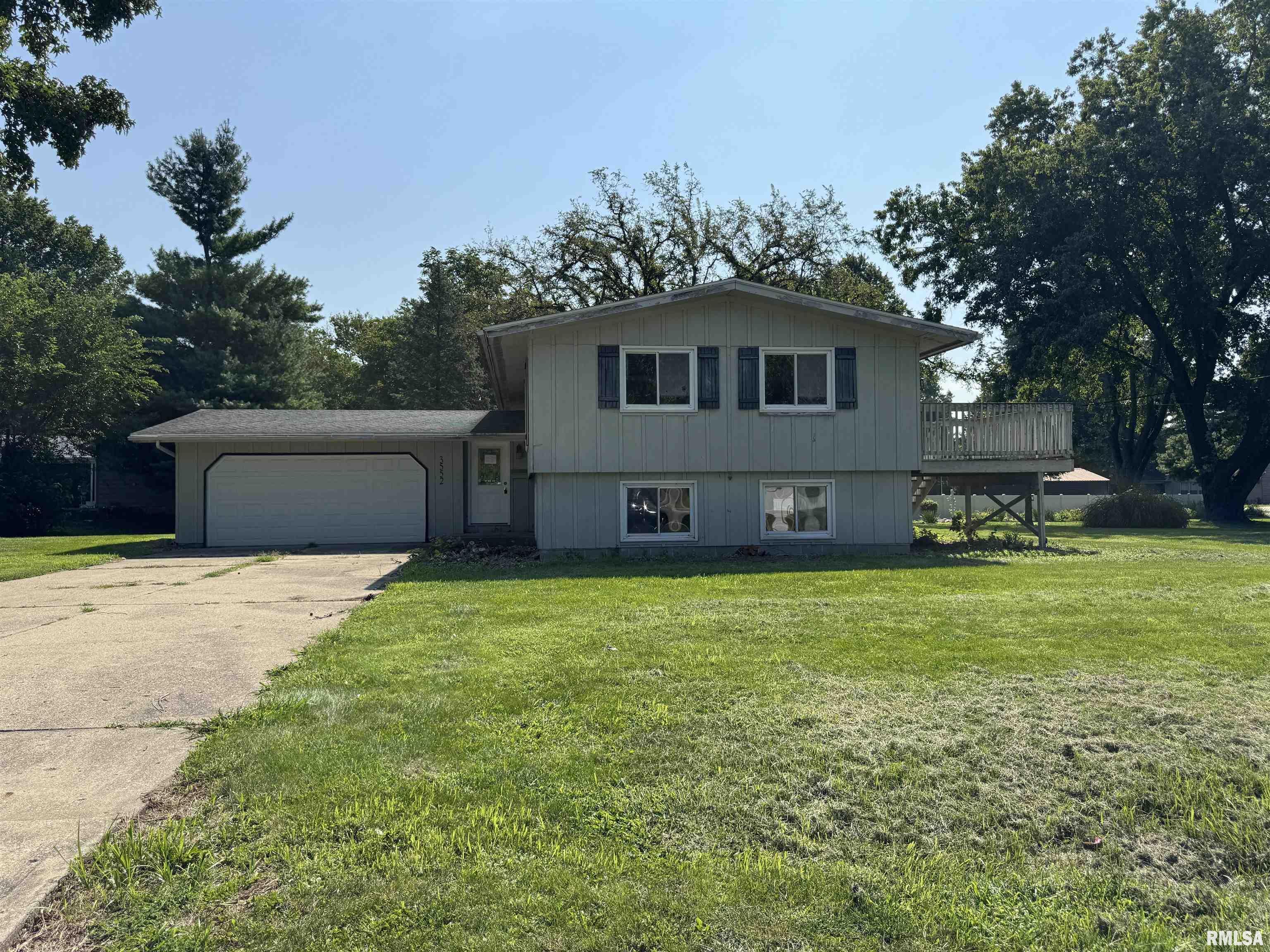 3552 N Water Street Property Photo 1