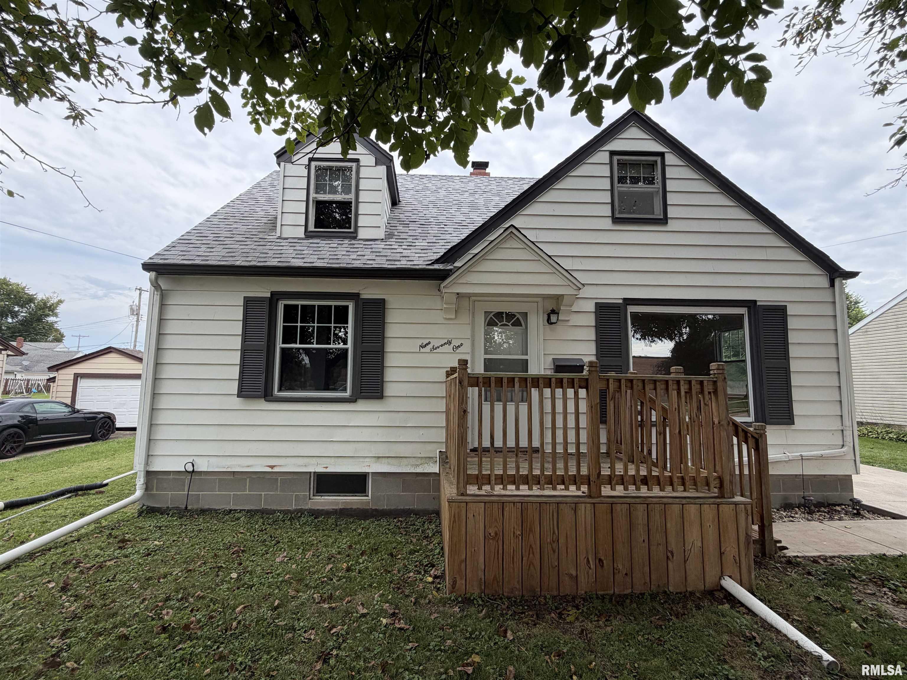 971 S Farnham Street Property Photo 1