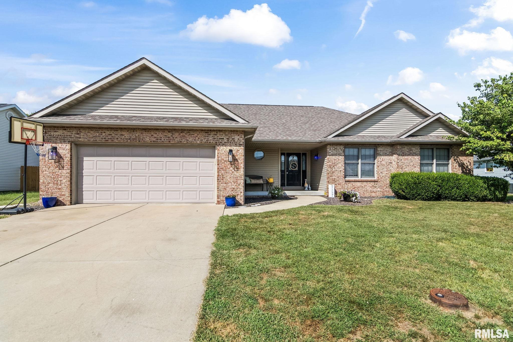 411 Brookside Glen Drive Property Photo 1