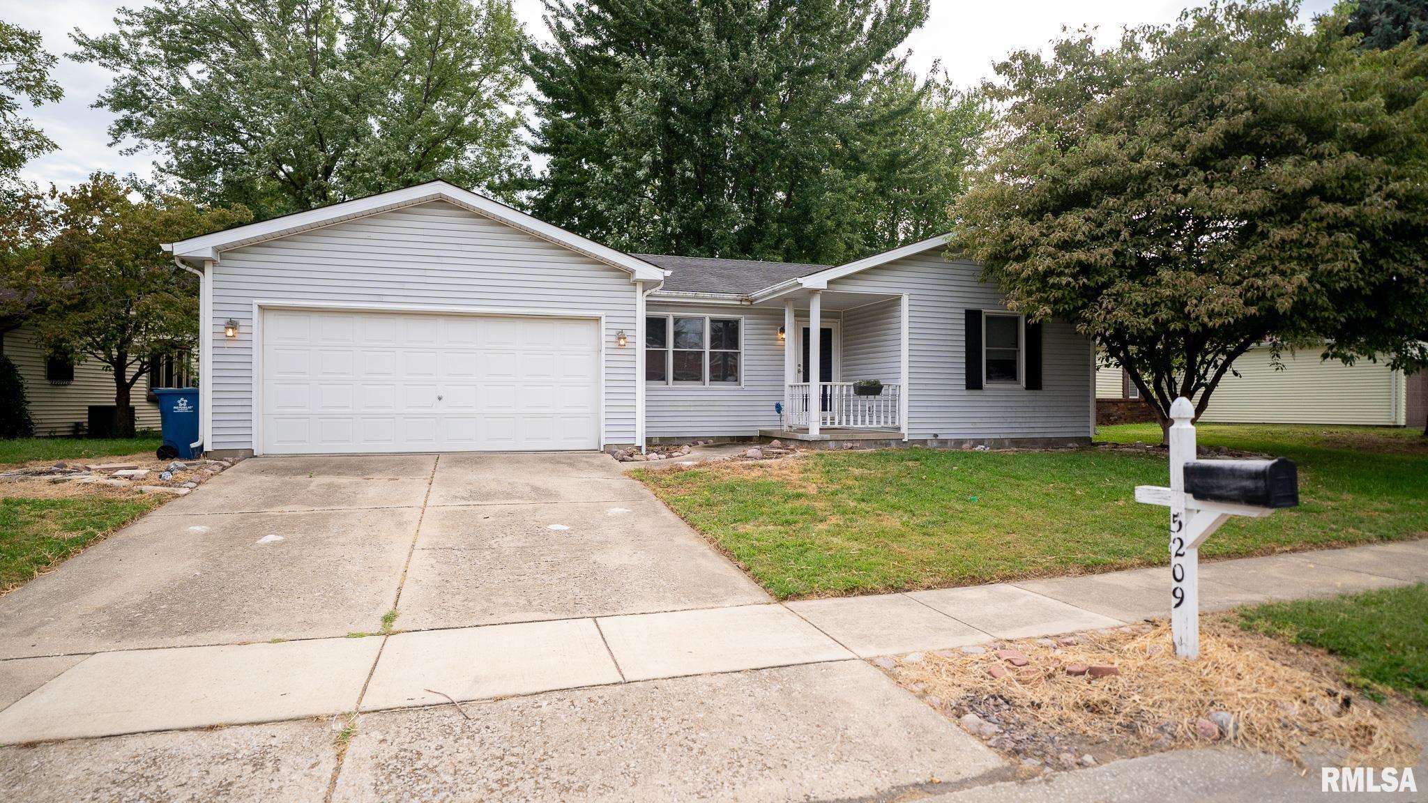 5209 Carlton Drive Property Photo 1