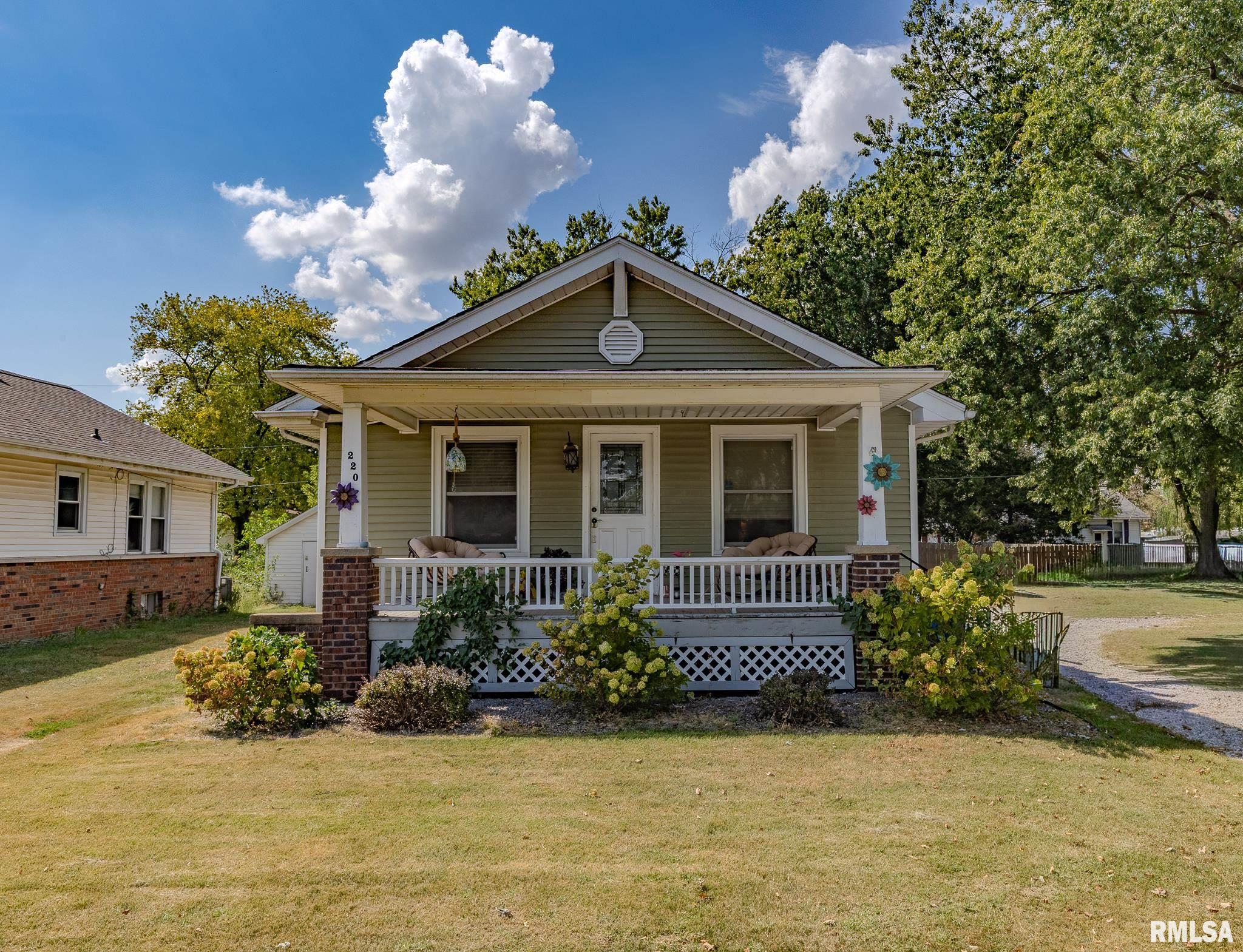 220 Minton Street Property Photo 1