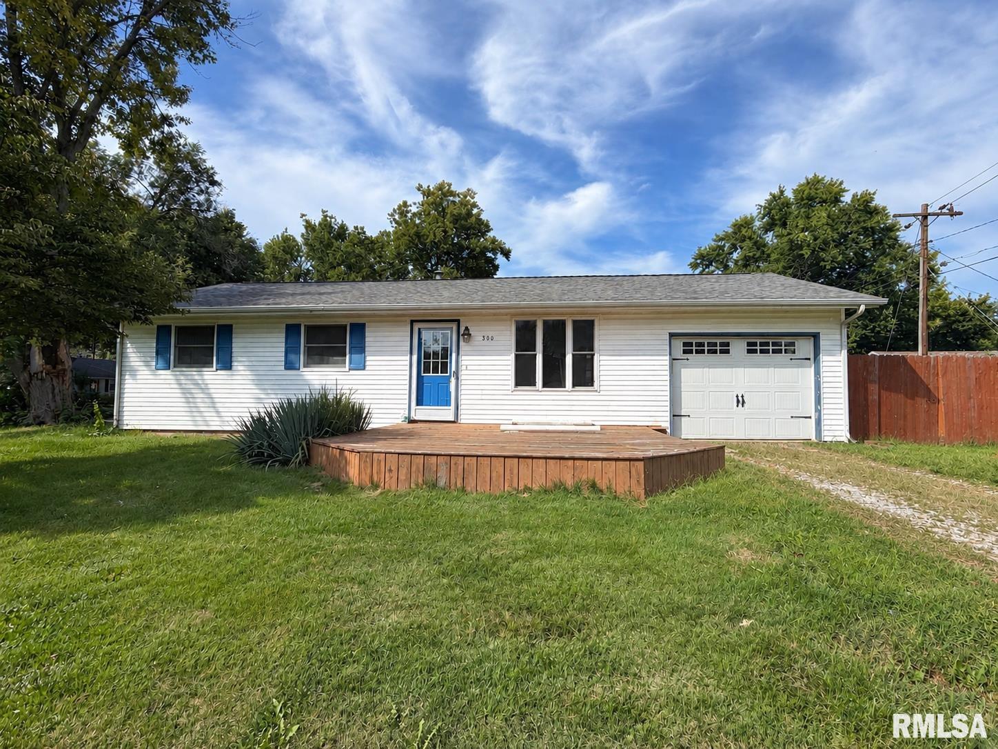 300 Parkview Drive Property Photo 1
