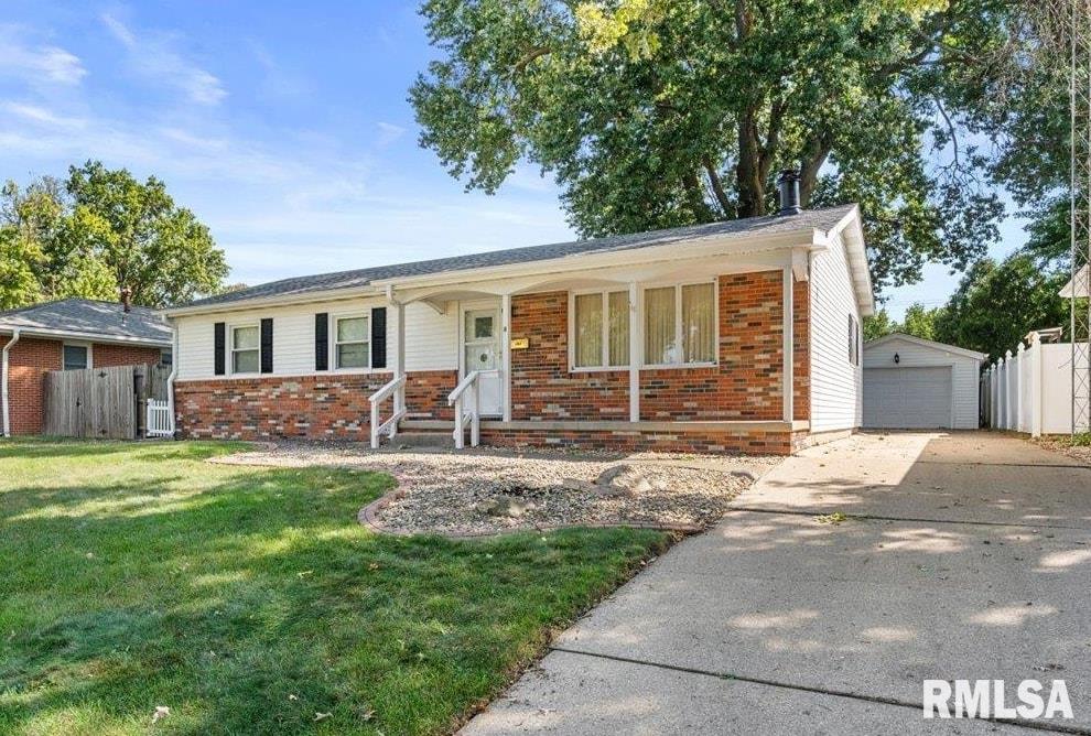 8 Foresters Lane Property Photo 1