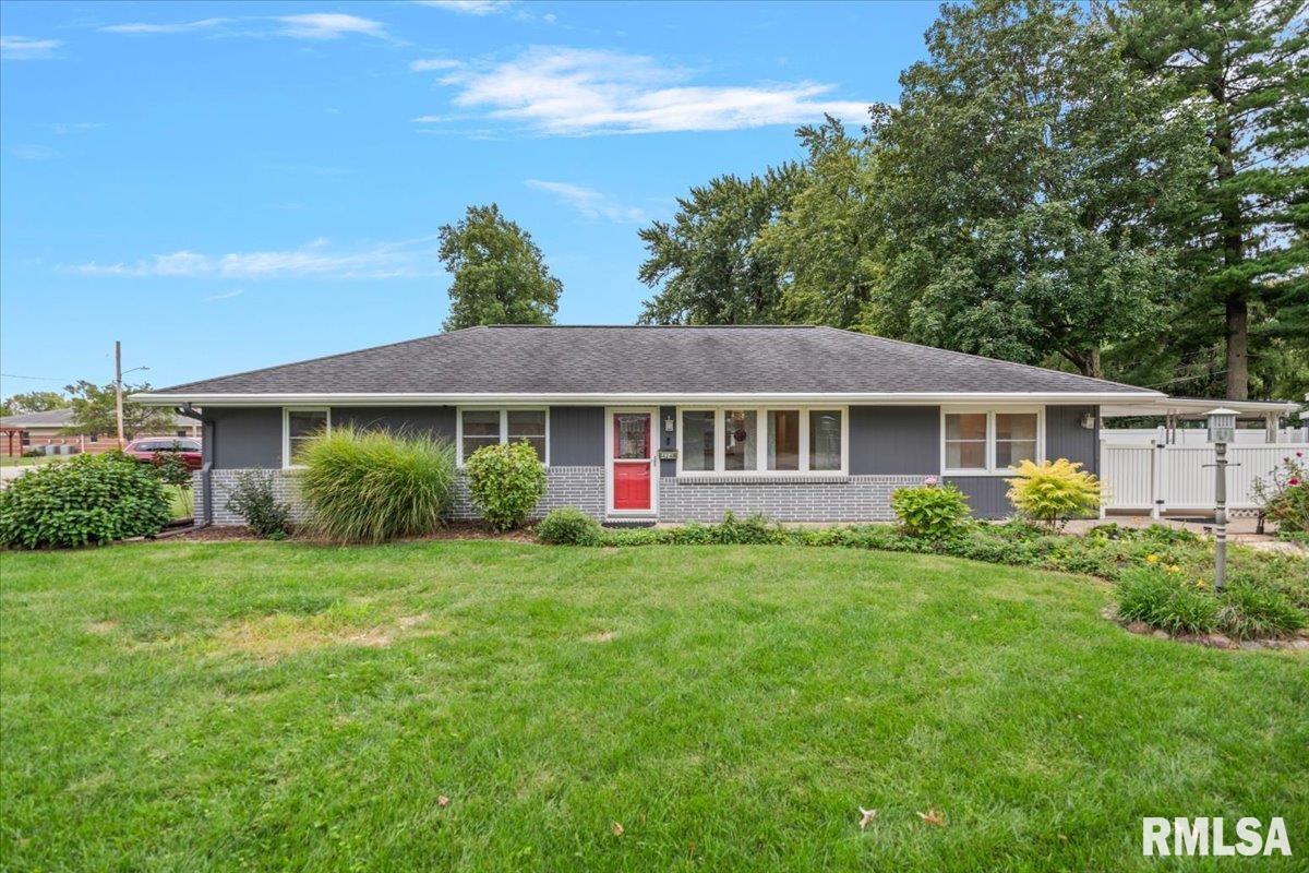 424 E Kimble Street Property Photo 1