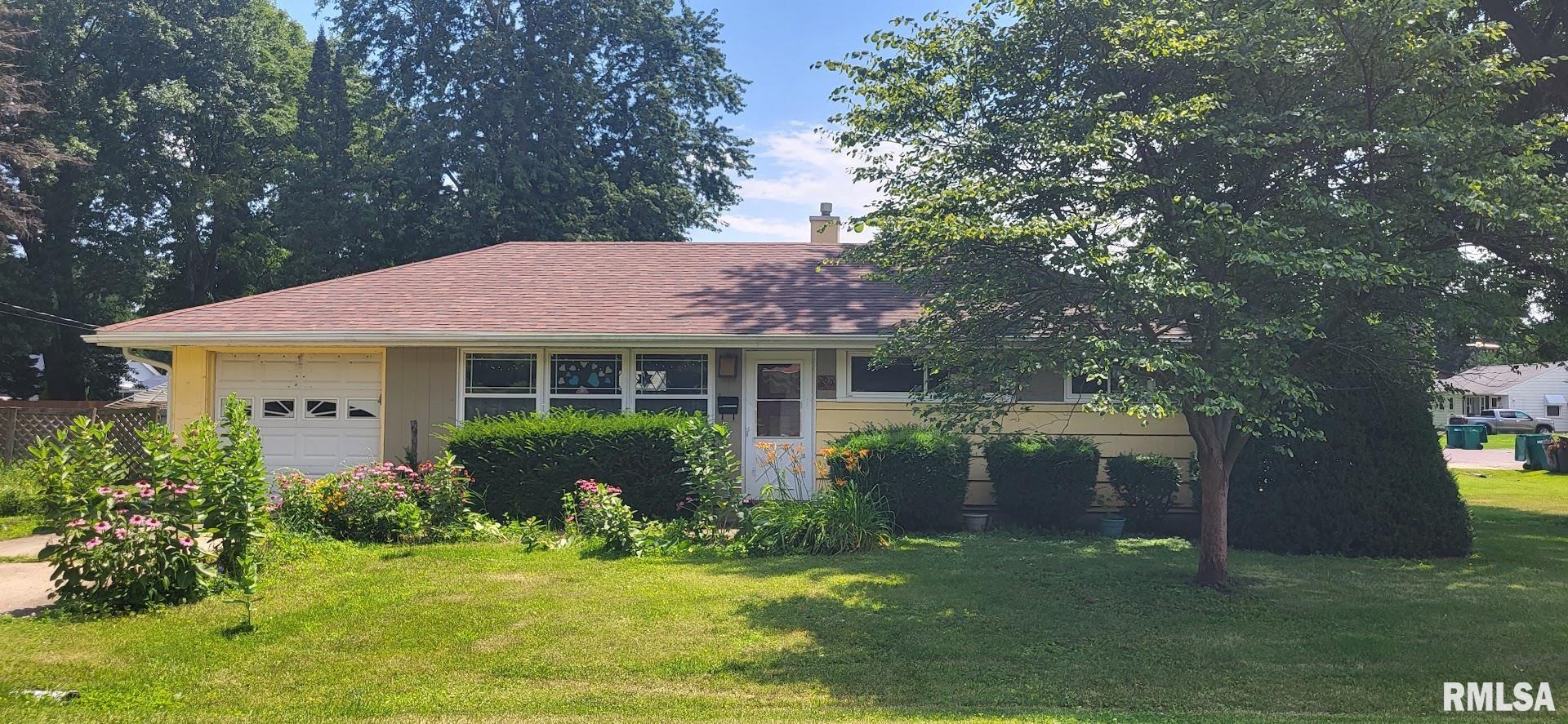 899 Ohio Avenue Property Photo 1