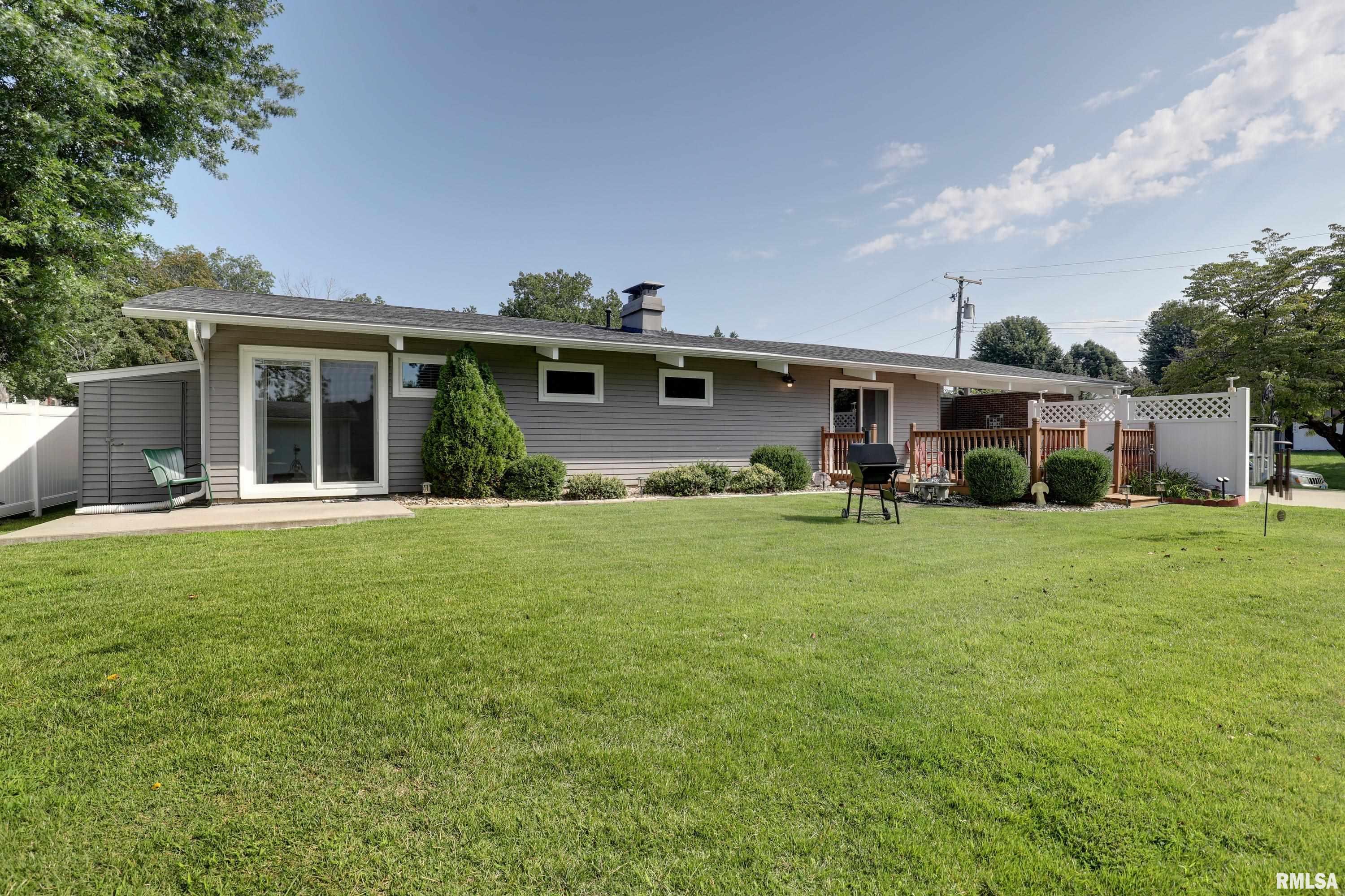 728 Ridgewood Drive Property Photo 1