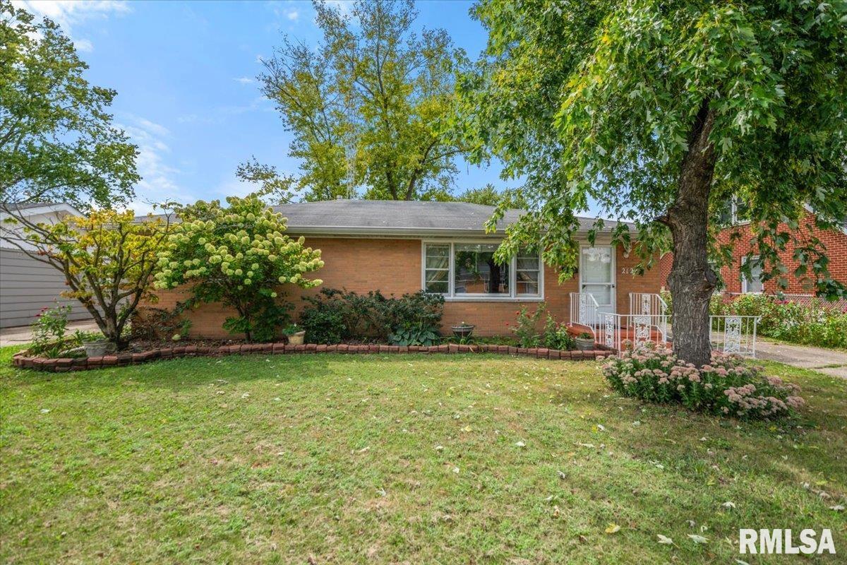 2124 Blackhawk Road Property Photo 1