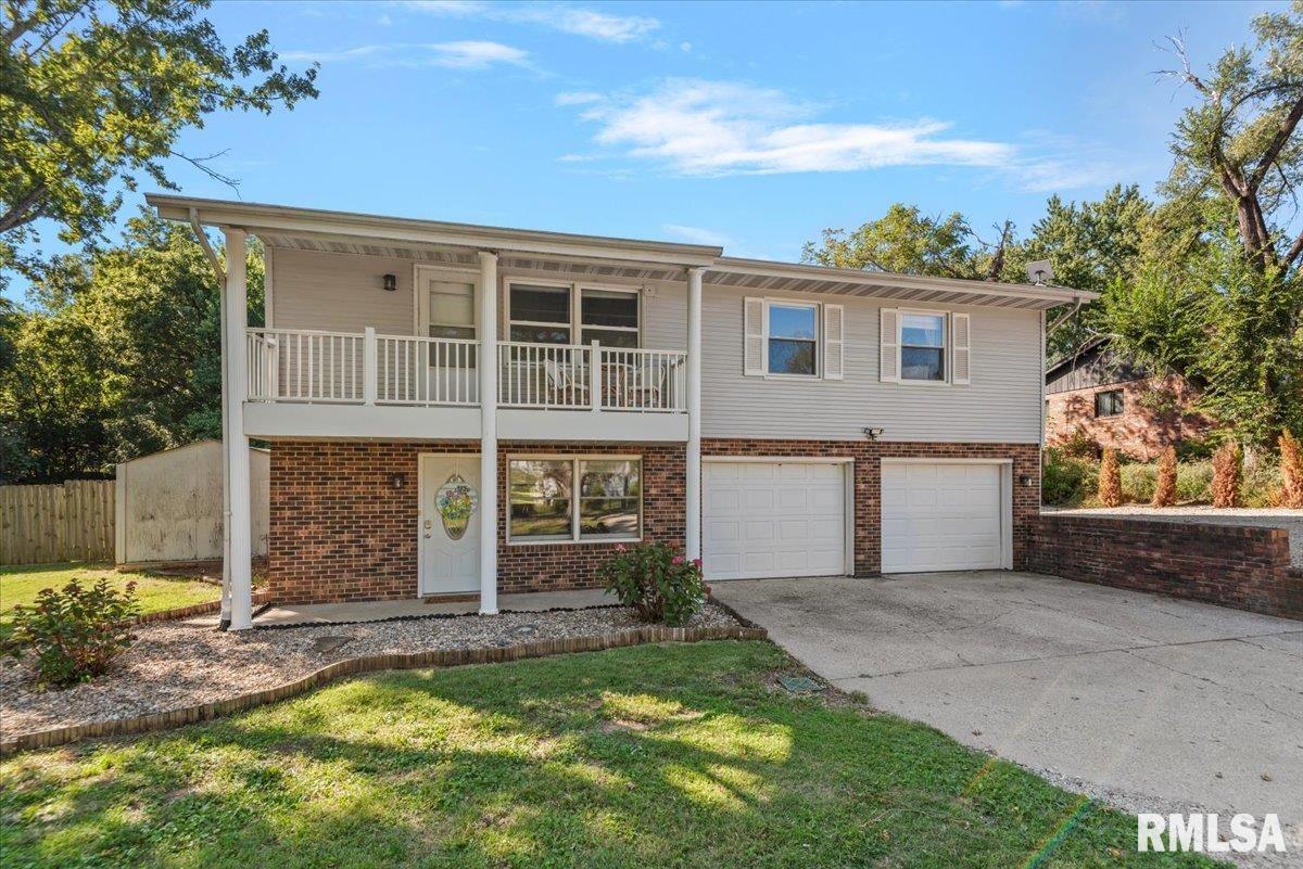 425 Pakey Road Property Photo 1