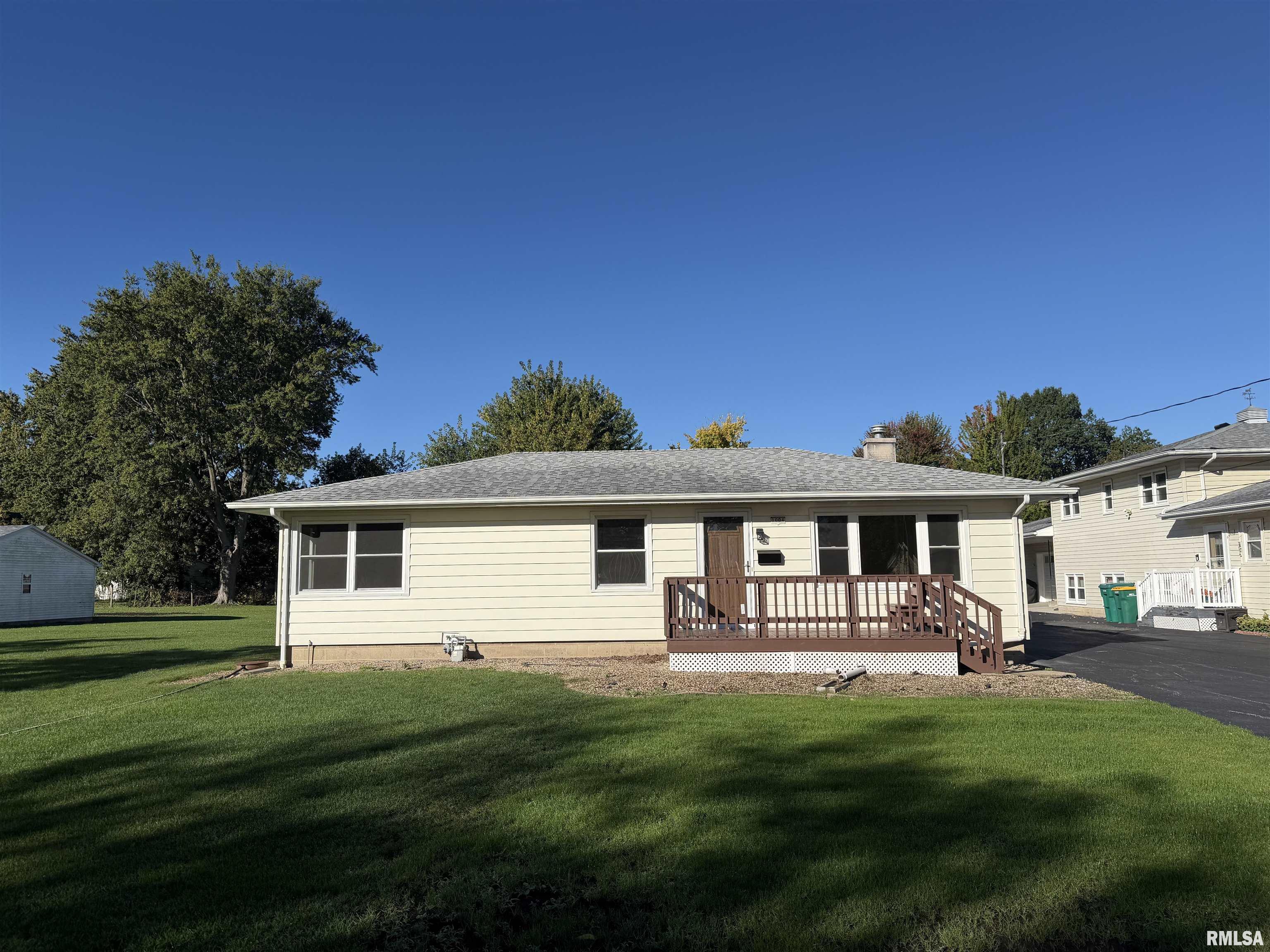 1004 Pine Street Property Photo 1