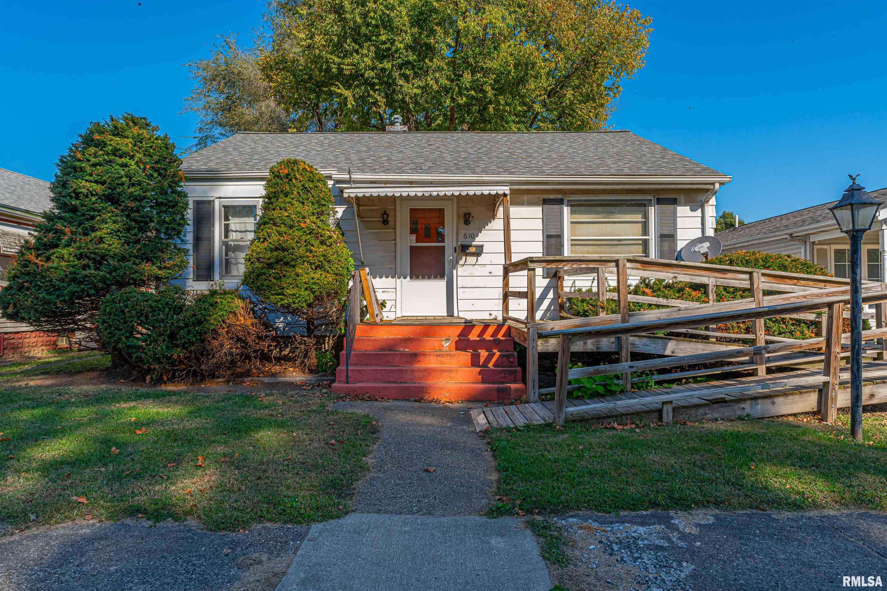 610 4th Street Property Photo 1