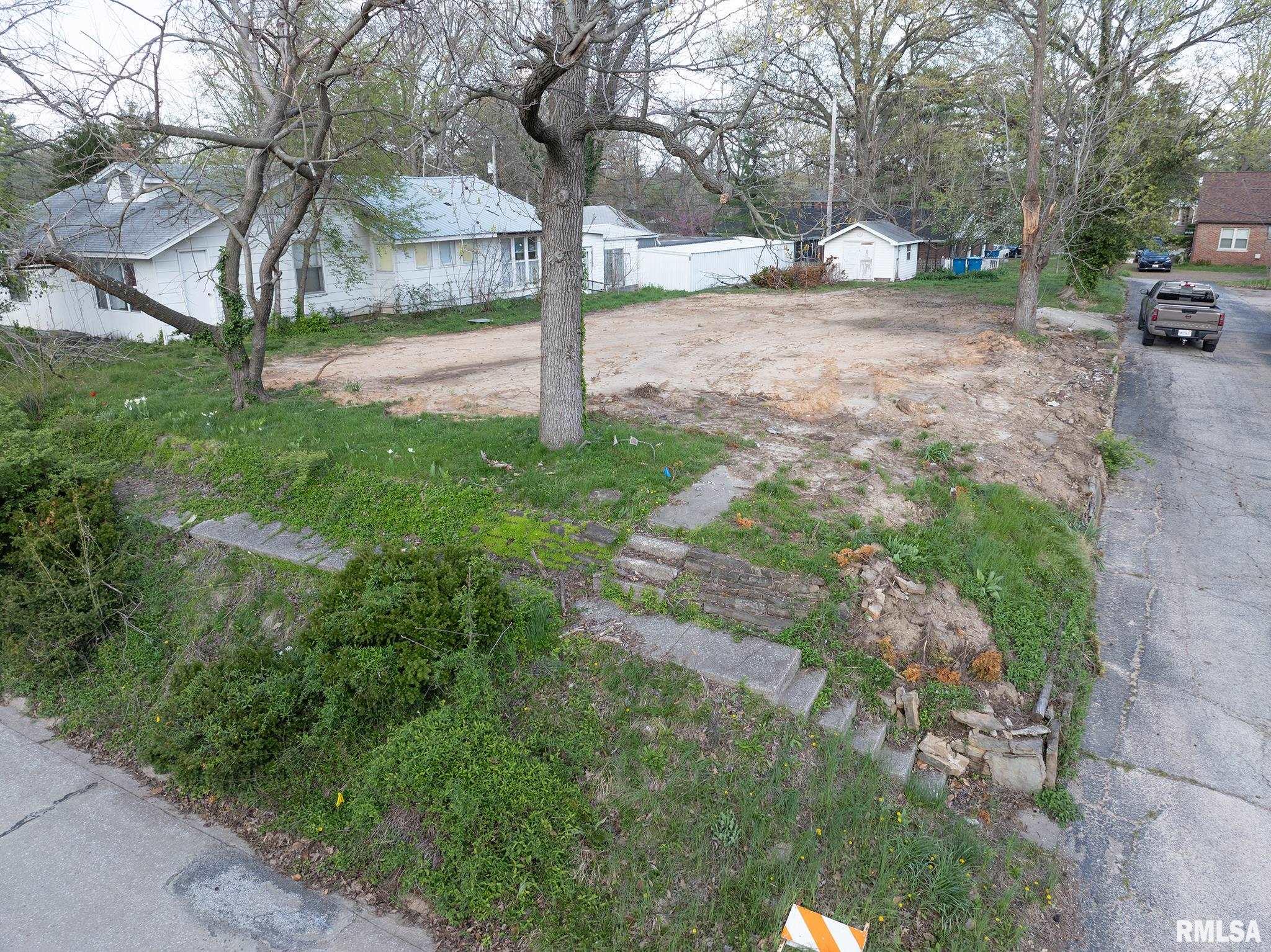 704 N 8th Street Property Photo