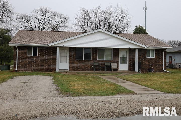 309-311 E Walnut Street Property Photo 1