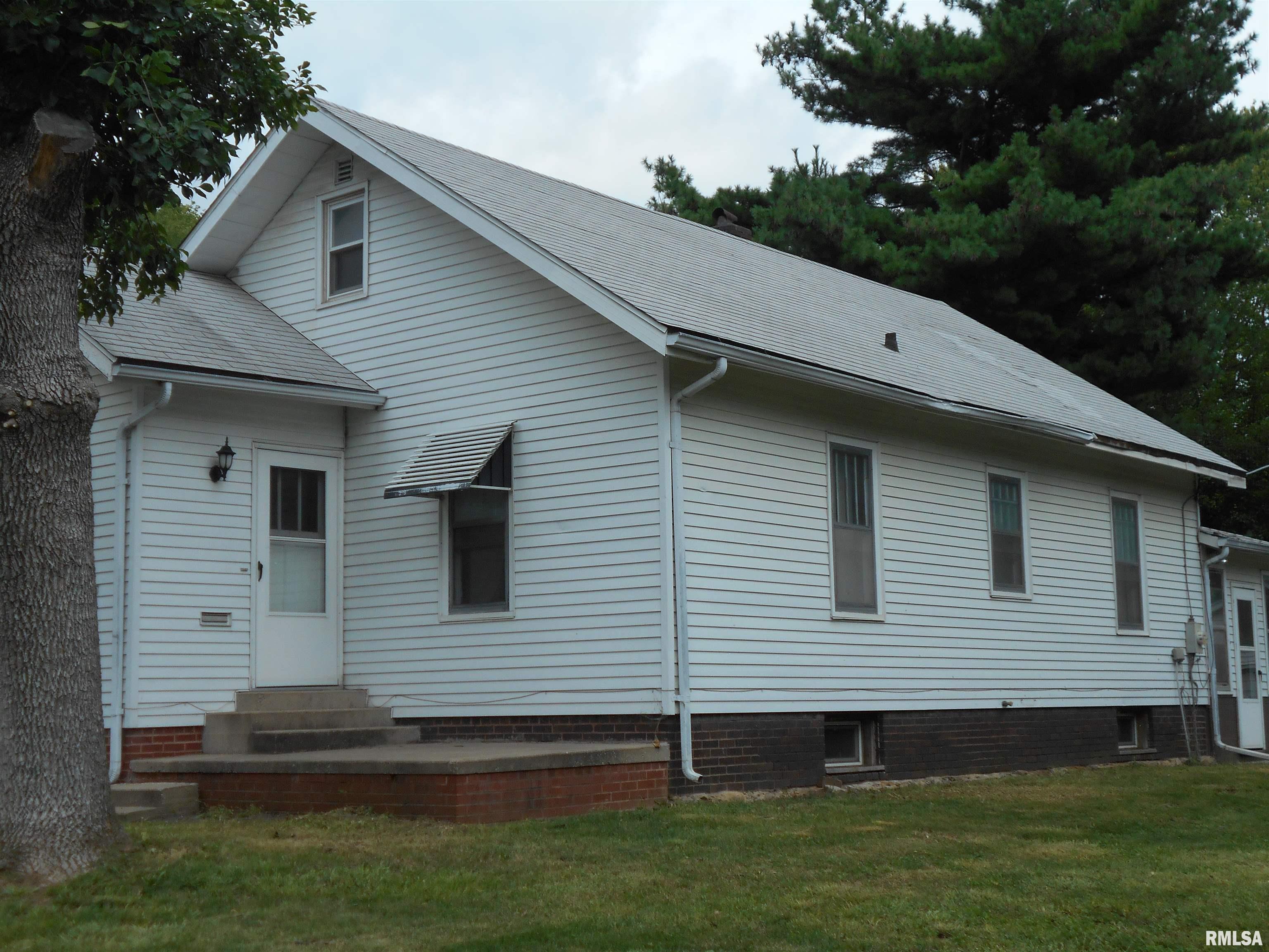 223 N College Street Property Photo 1