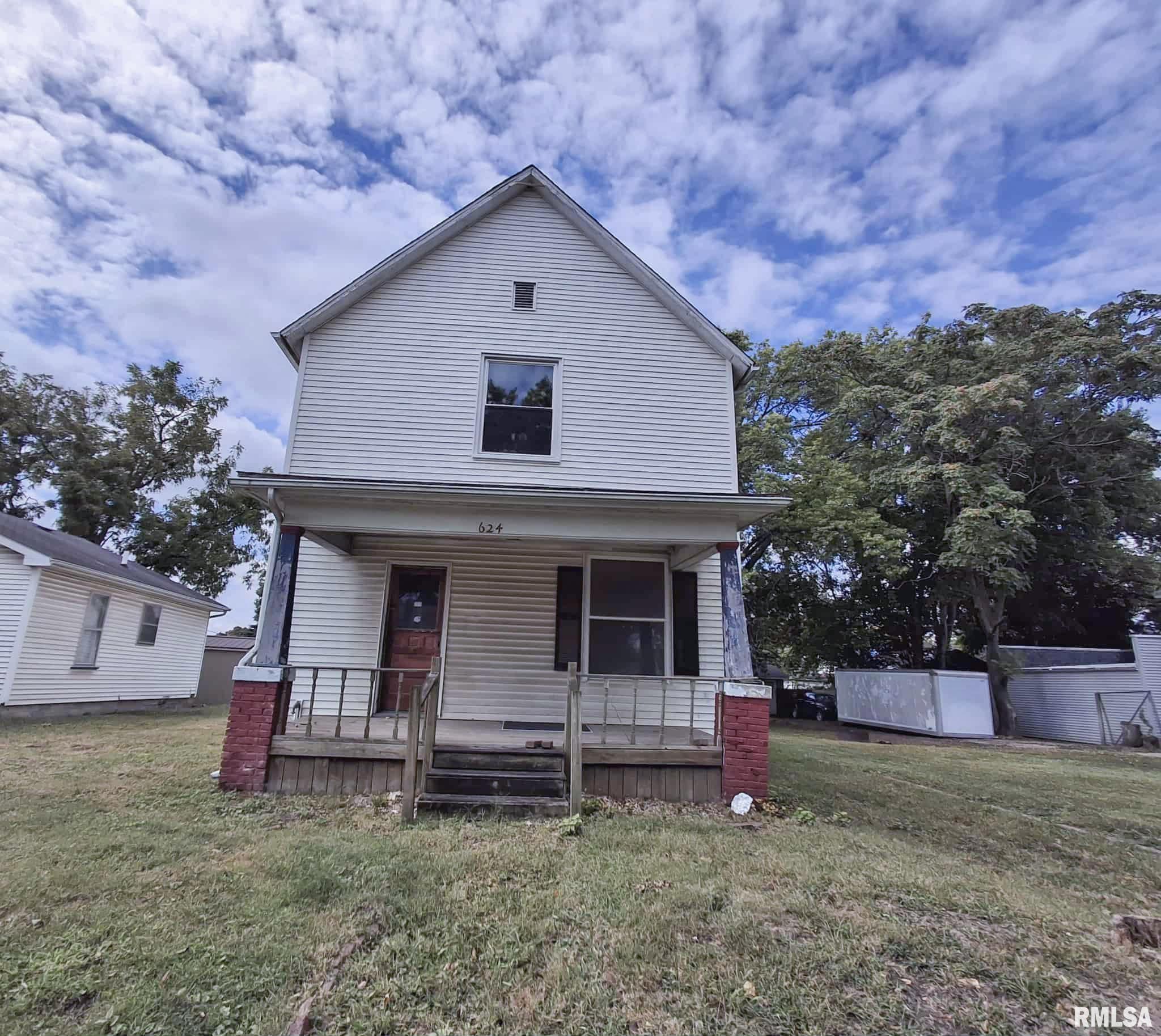 624 S Main Street Property Photo 1