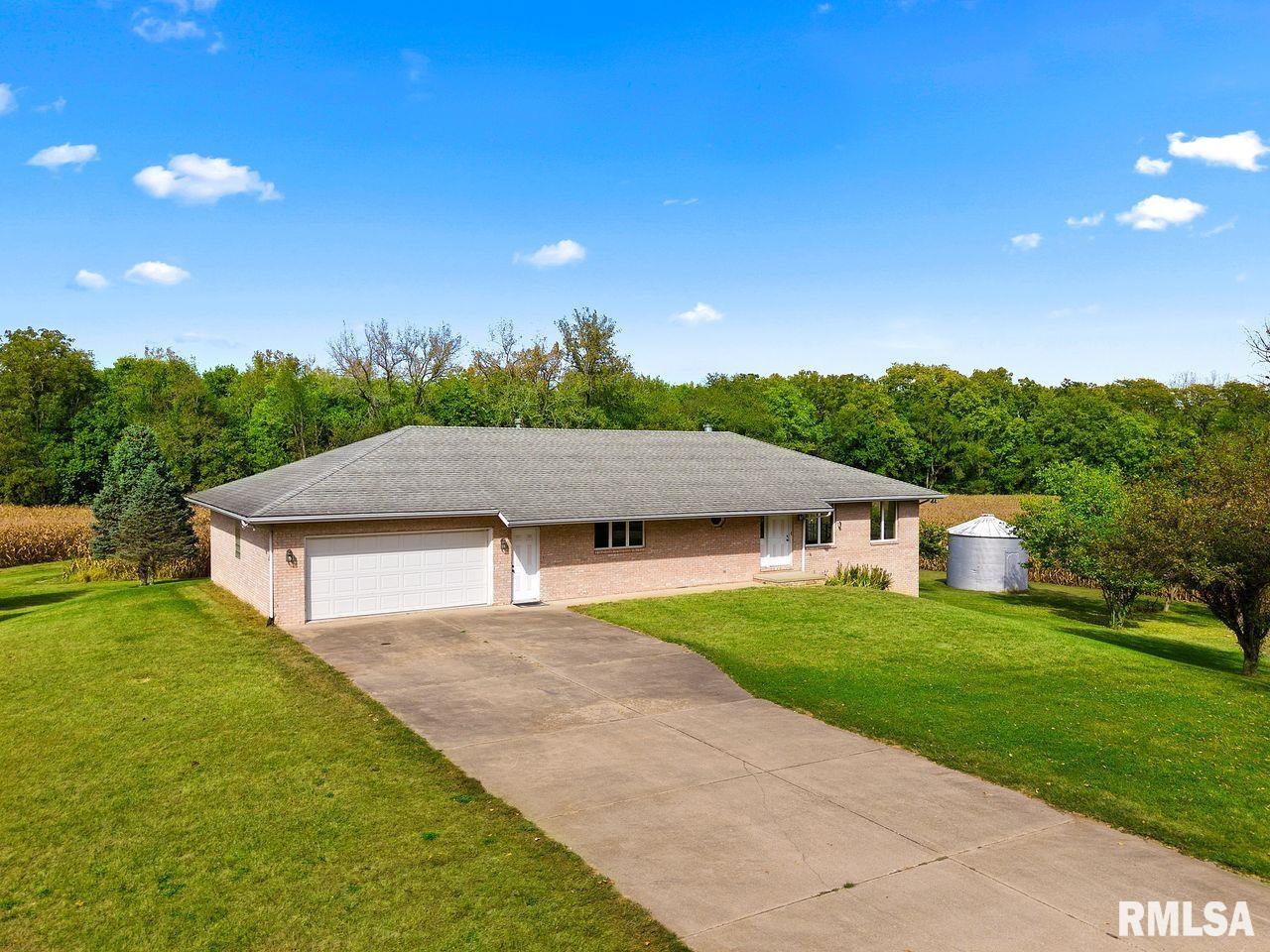 2807 E Truitt Road Property Photo 1