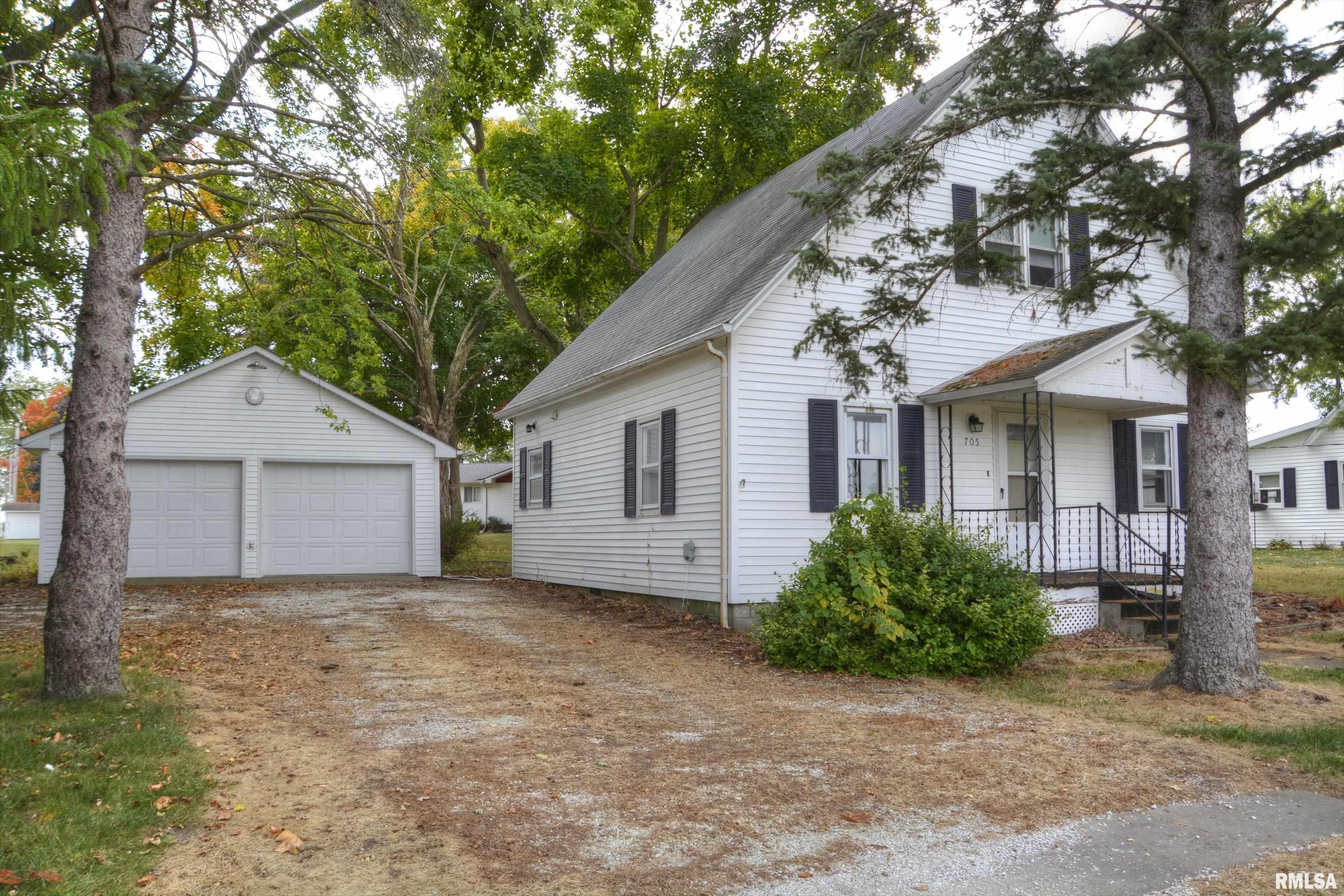 705 W ADAMS Street