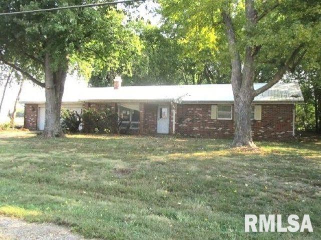 521 N West Avenue Property Photo 1