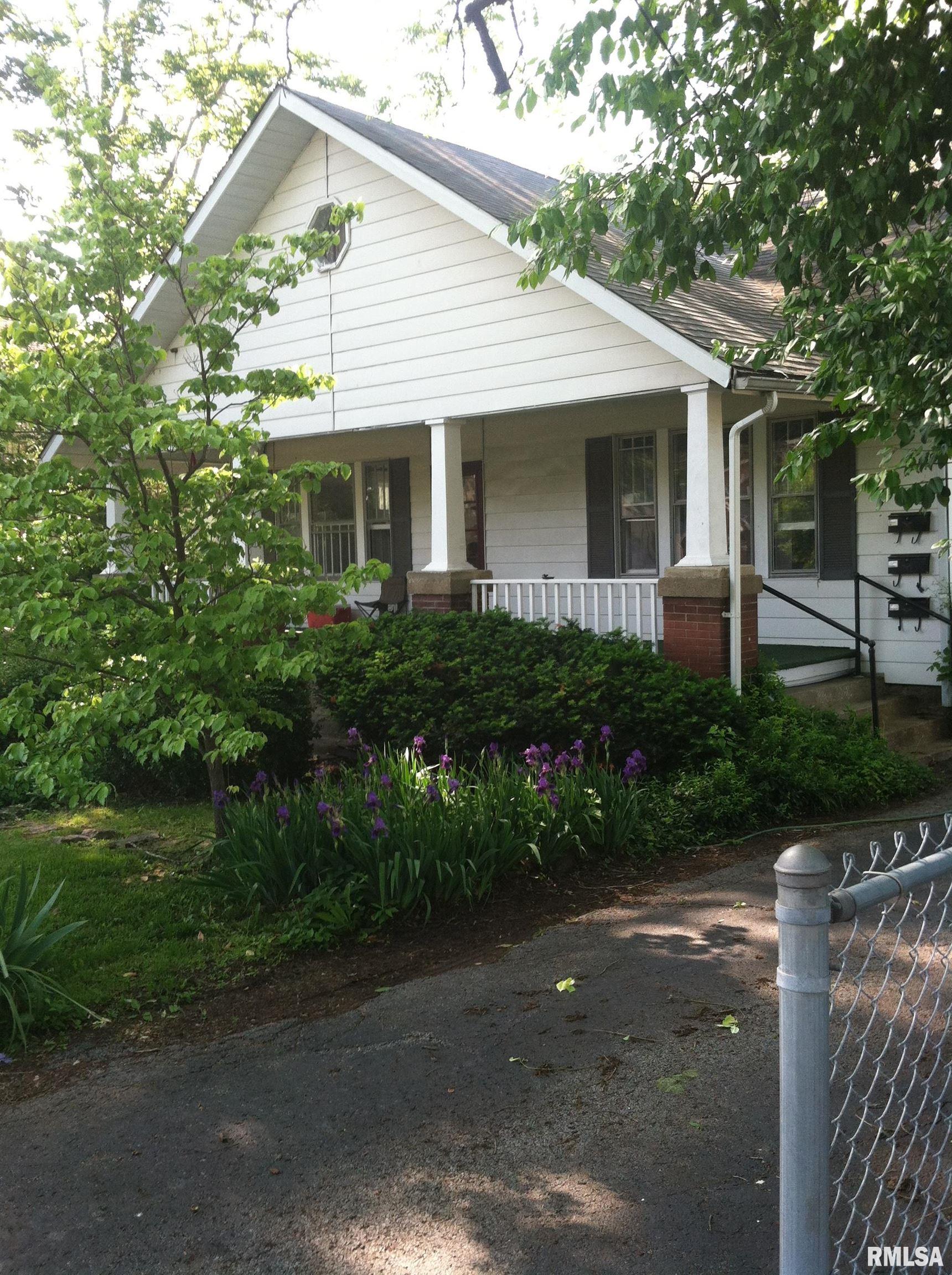 607 W MAIN Street