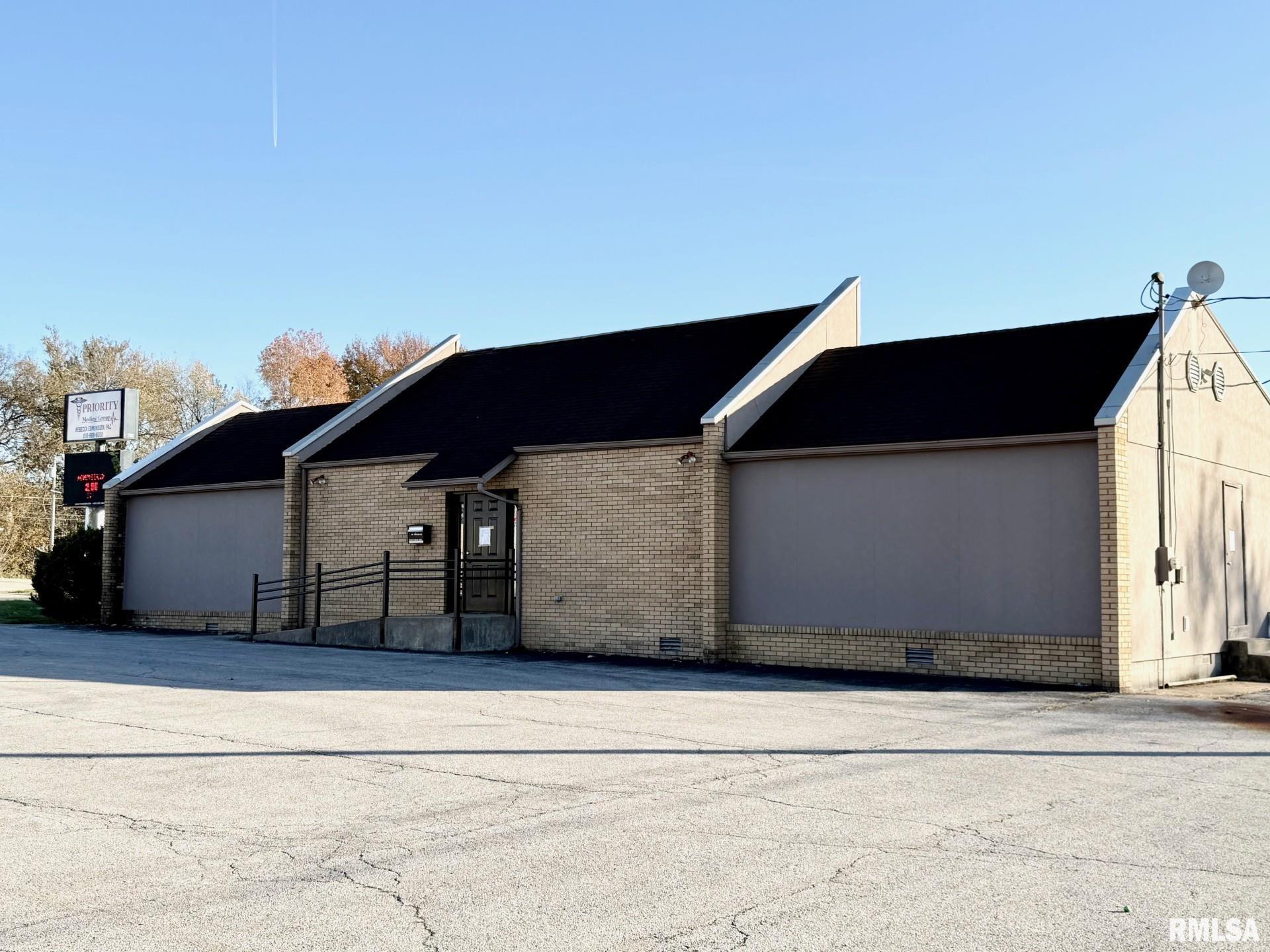 905 S Park Street Property Photo 1